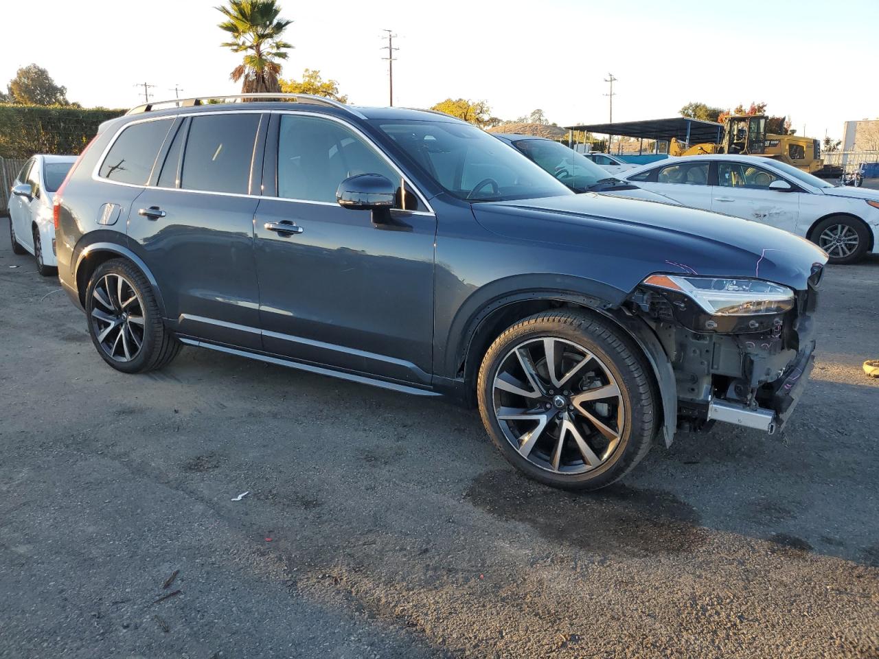 2019 Volvo XC90 VIN YV4A22PK8K1425848 Copart auction photo, front end damage thumbnail 4