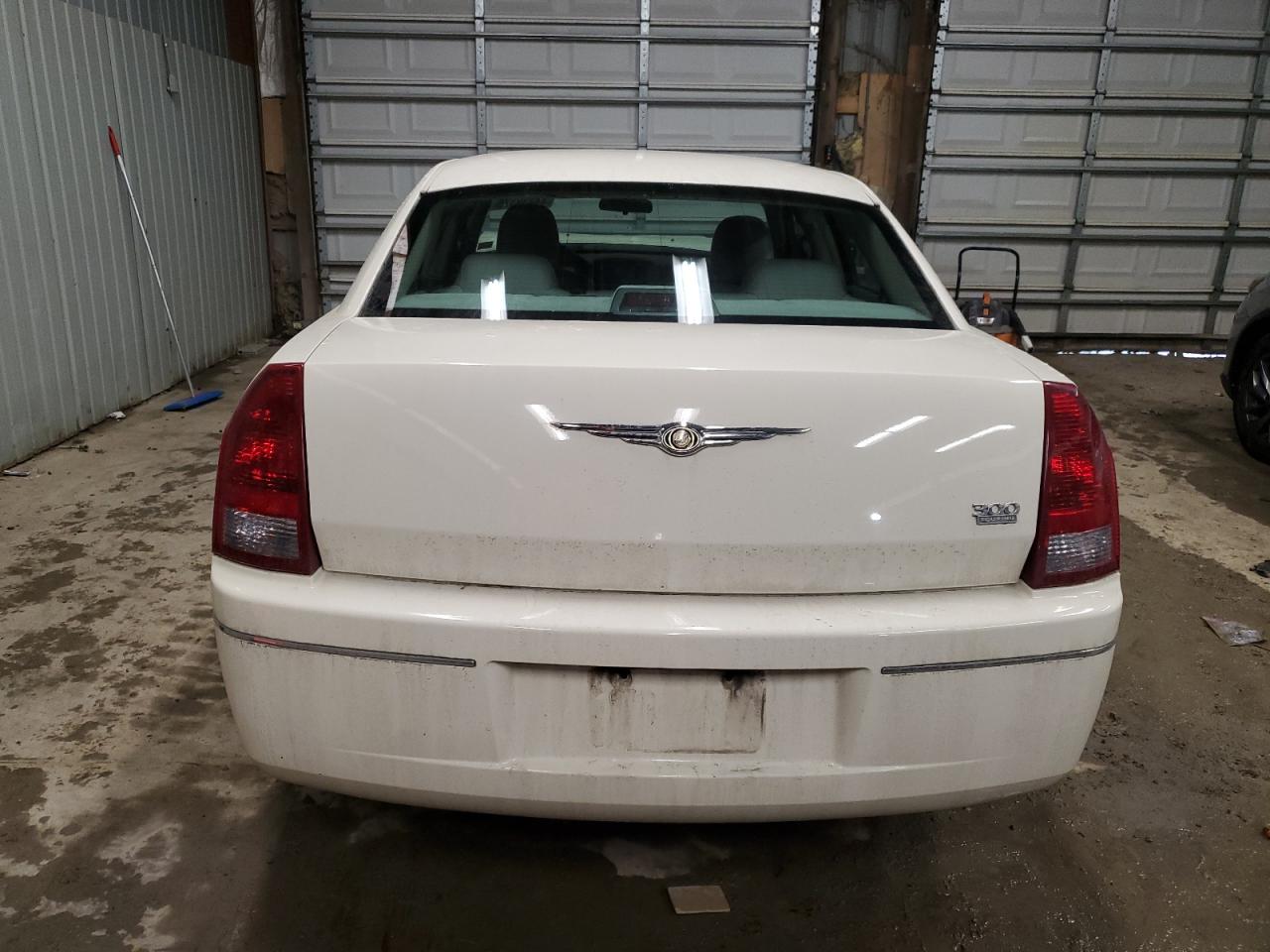 2006 Chrysler 300 VIN 2C3KA53G96H139239 Copart auction photo, front end damage thumbnail 6