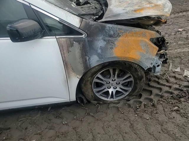 2012 Honda Odyssey VIN 5FNRL5H61CB109531 Copart auction photo, burn / minor dent/scratches damage thumbnail 11