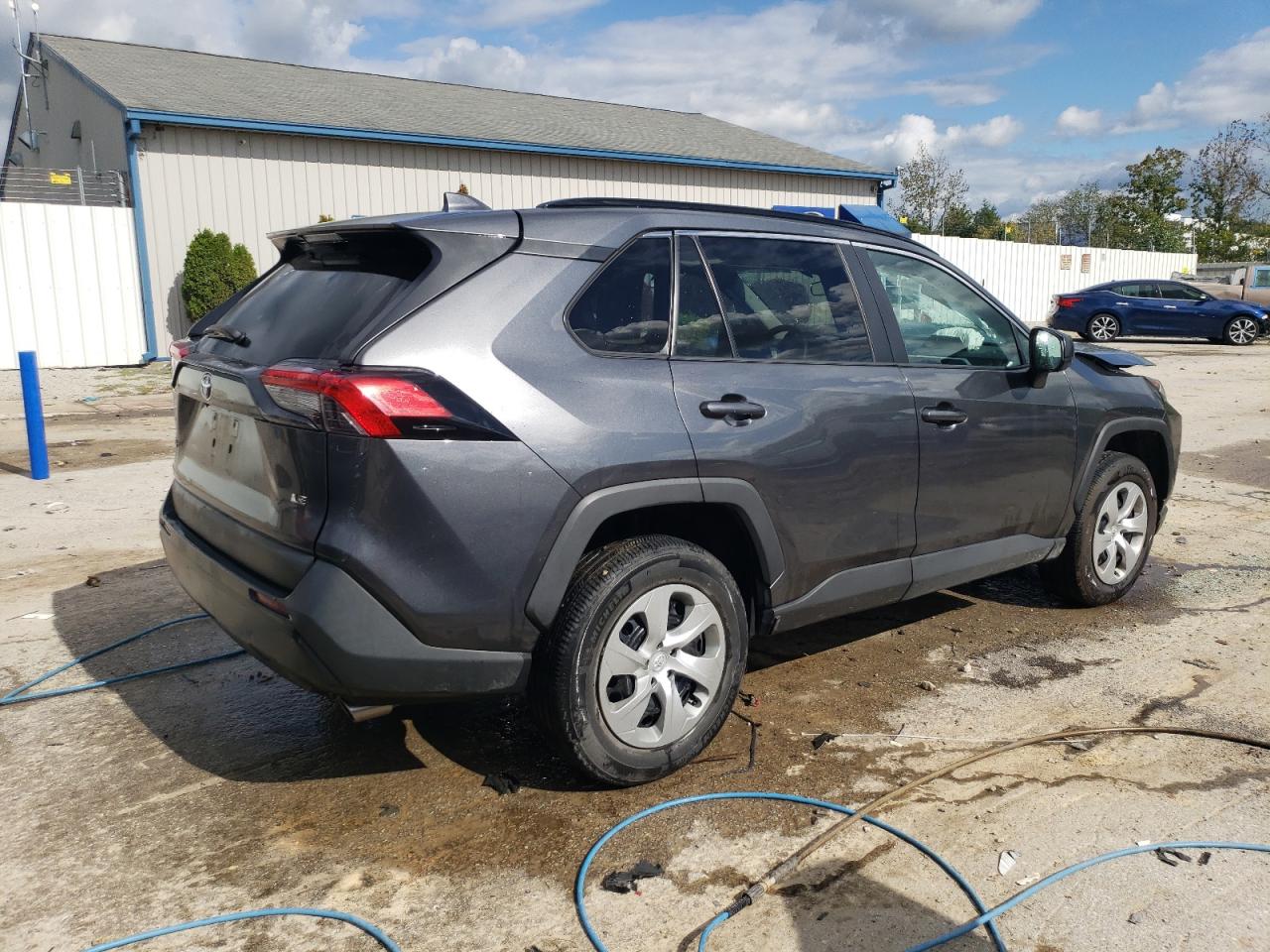 2021 Toyota RAV 4 VIN 2T3H1RFV4MC113931 Copart auction photo, front end damage thumbnail 3