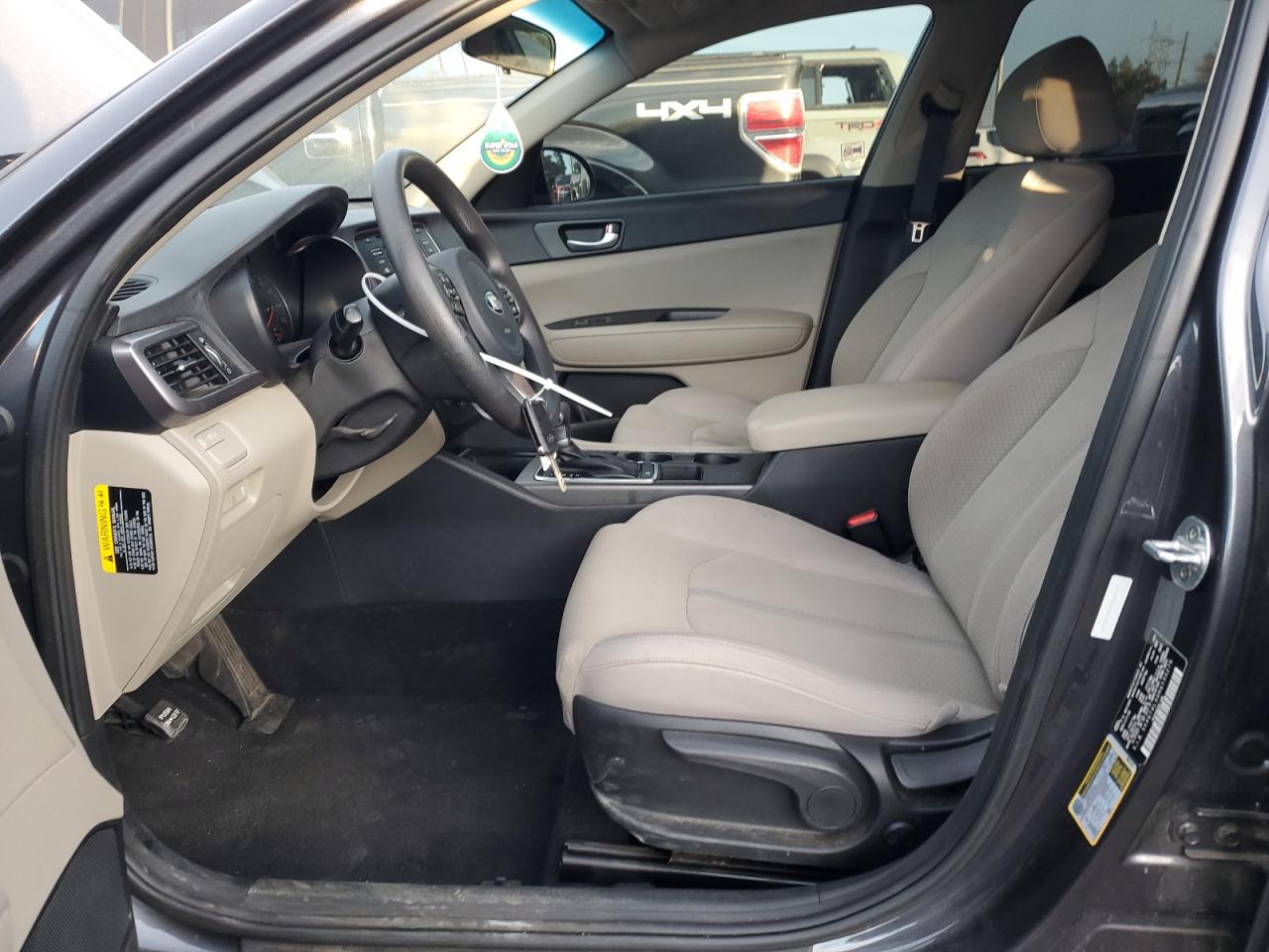 2017 KIA Optima VIN 5XXGT4L30HG135279 Copart auction photo, all over damage thumbnail 7