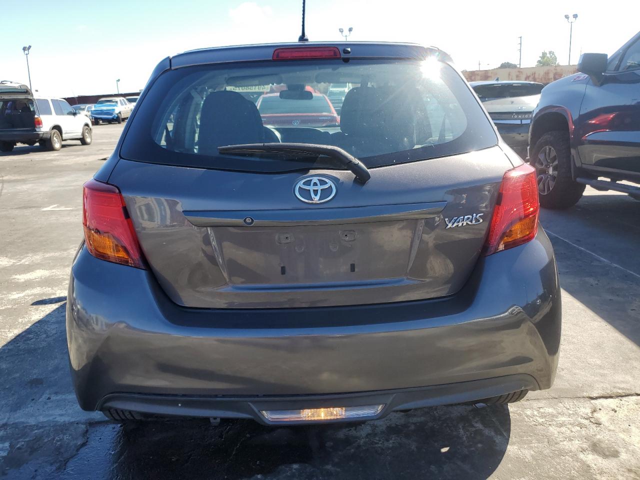2017 Toyota Yaris VIN VNKKTUD30HA077590 Copart auction photo, front end damage thumbnail 6