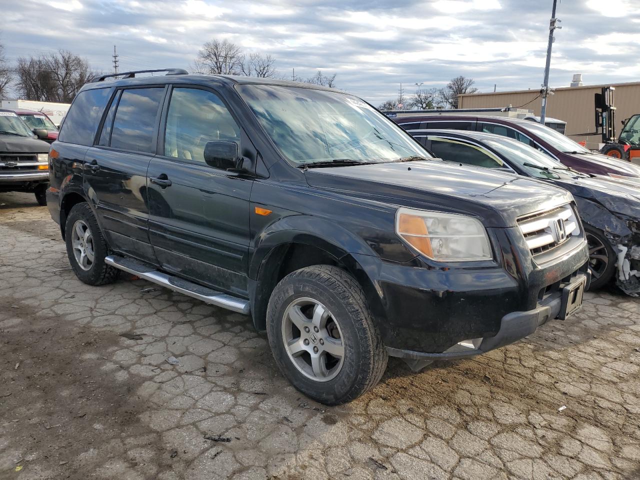 2008 Honda Pilot VIN 5FNYF18738B023424 Copart auction photo, front end / side damage thumbnail 4