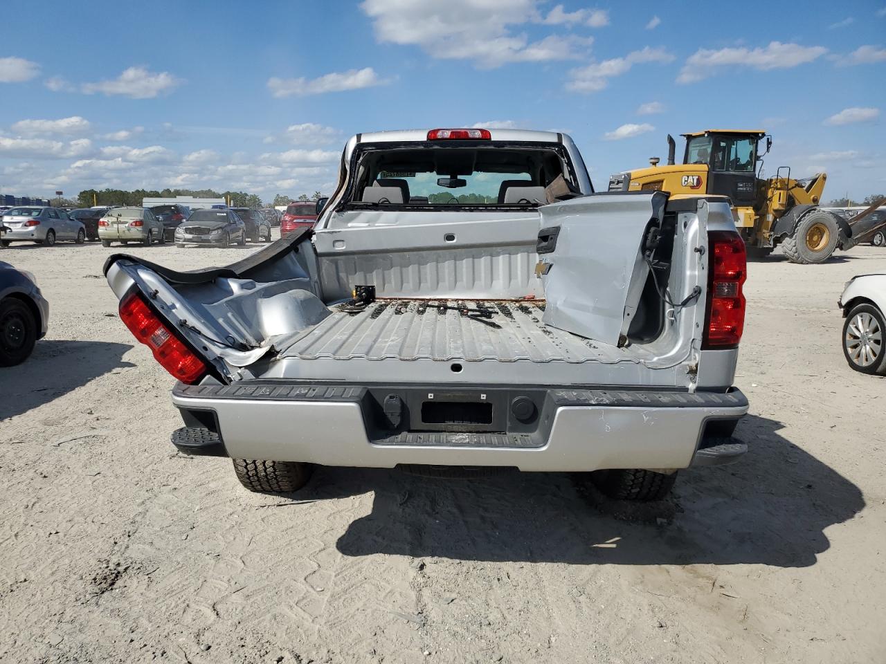 2018 Chevrolet Silverado VIN 1GCVKPEC2JZ371797 Copart auction photo, all over damage thumbnail 6