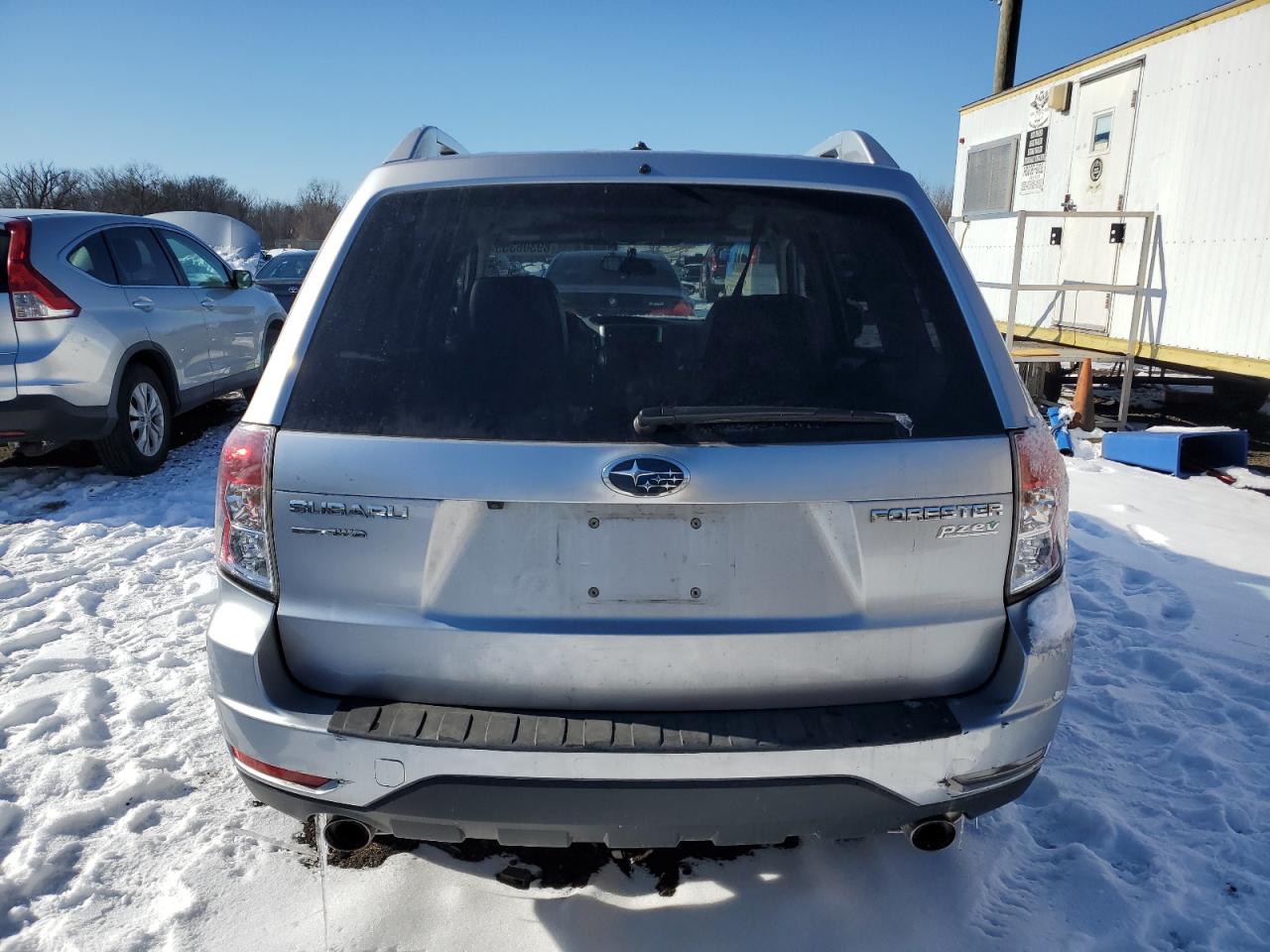 2013 Subaru Forester VIN JF2SHAHC7DH428243 Copart auction photo, front end / rear end damage thumbnail 6