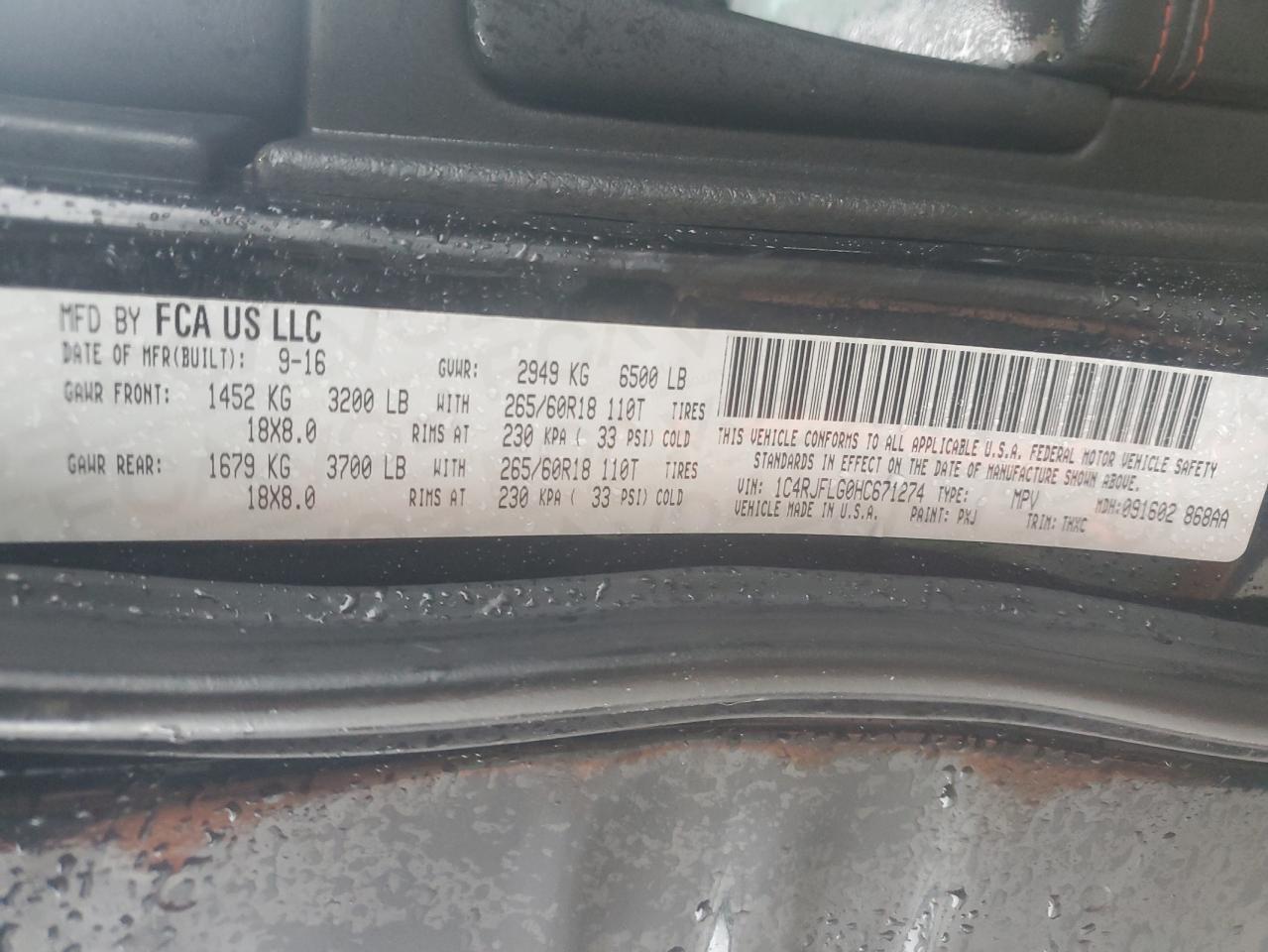 2017 Jeep Grand Cherokee VIN 1C4RJFLG0HC671274 Copart auction photo, side / rear end damage thumbnail 12