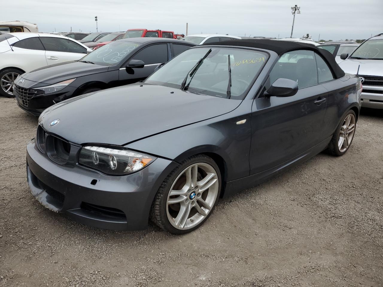 2013 BMW 1er VIN WBAUN7C52DVM27902