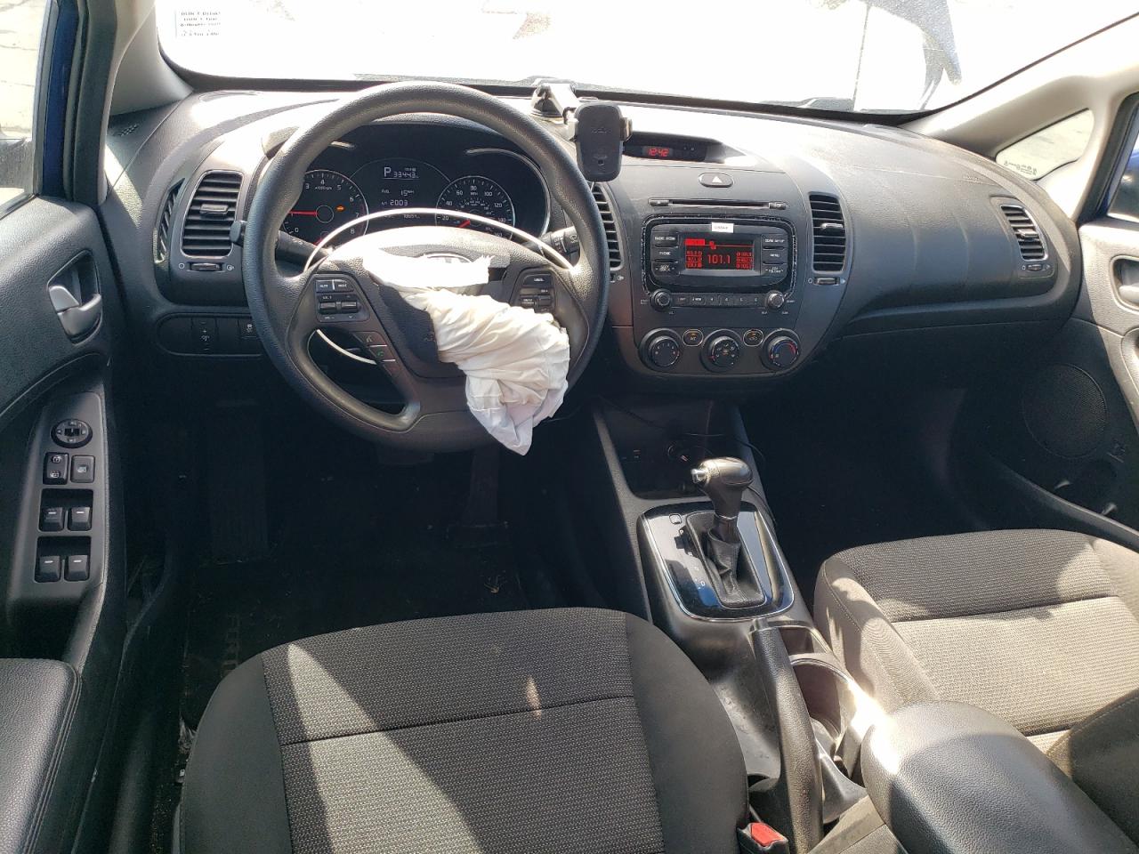 2018 KIA Forte VIN 3KPFK4A71JE179939 Copart auction photo, all over damage thumbnail 8