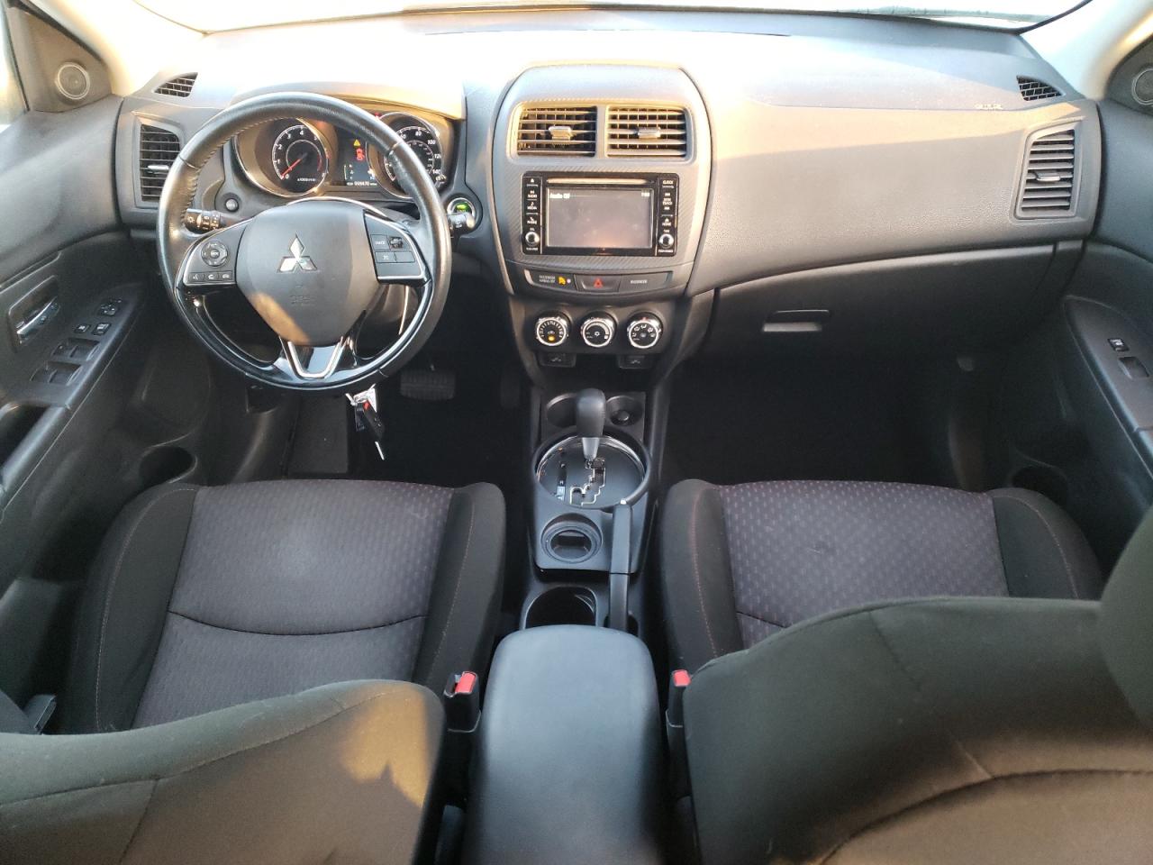 2017 Mitsubishi Outlander VIN JA4AP3AWXHZ061829 Copart auction photo, rear end / front end damage thumbnail 8