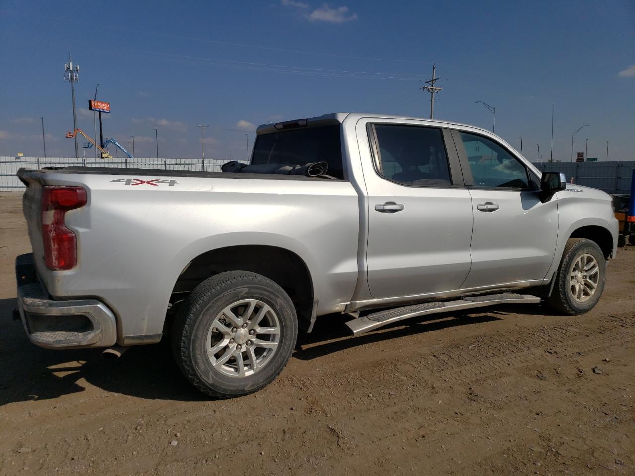2021 Chevrolet Silverado VIN 3GCPYJEKXMG439246 Copart auction photo, all over damage thumbnail 3