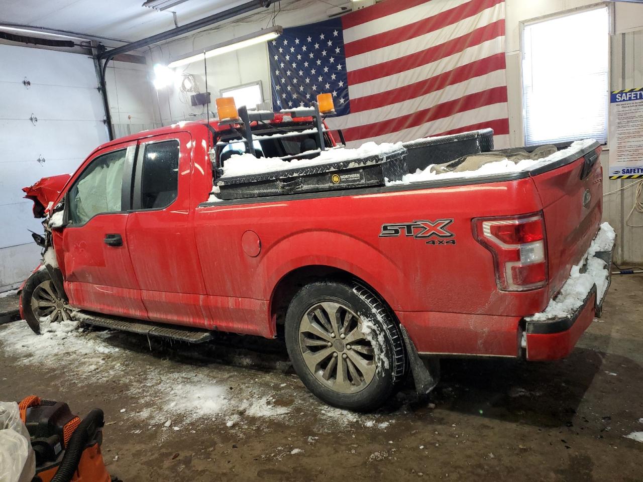 2019 Ford F-150 VIN 1FTEX1EP5KKF06220 Copart auction photo, front end / side damage thumbnail 2