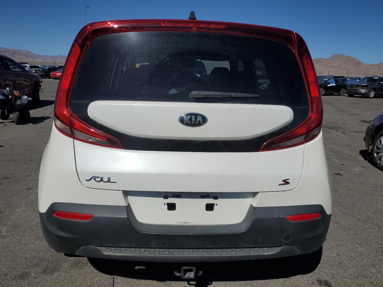 2020 KIA Soul VIN KNDJ23AUXL7048893 Copart auction photo, front end damage thumbnail 6