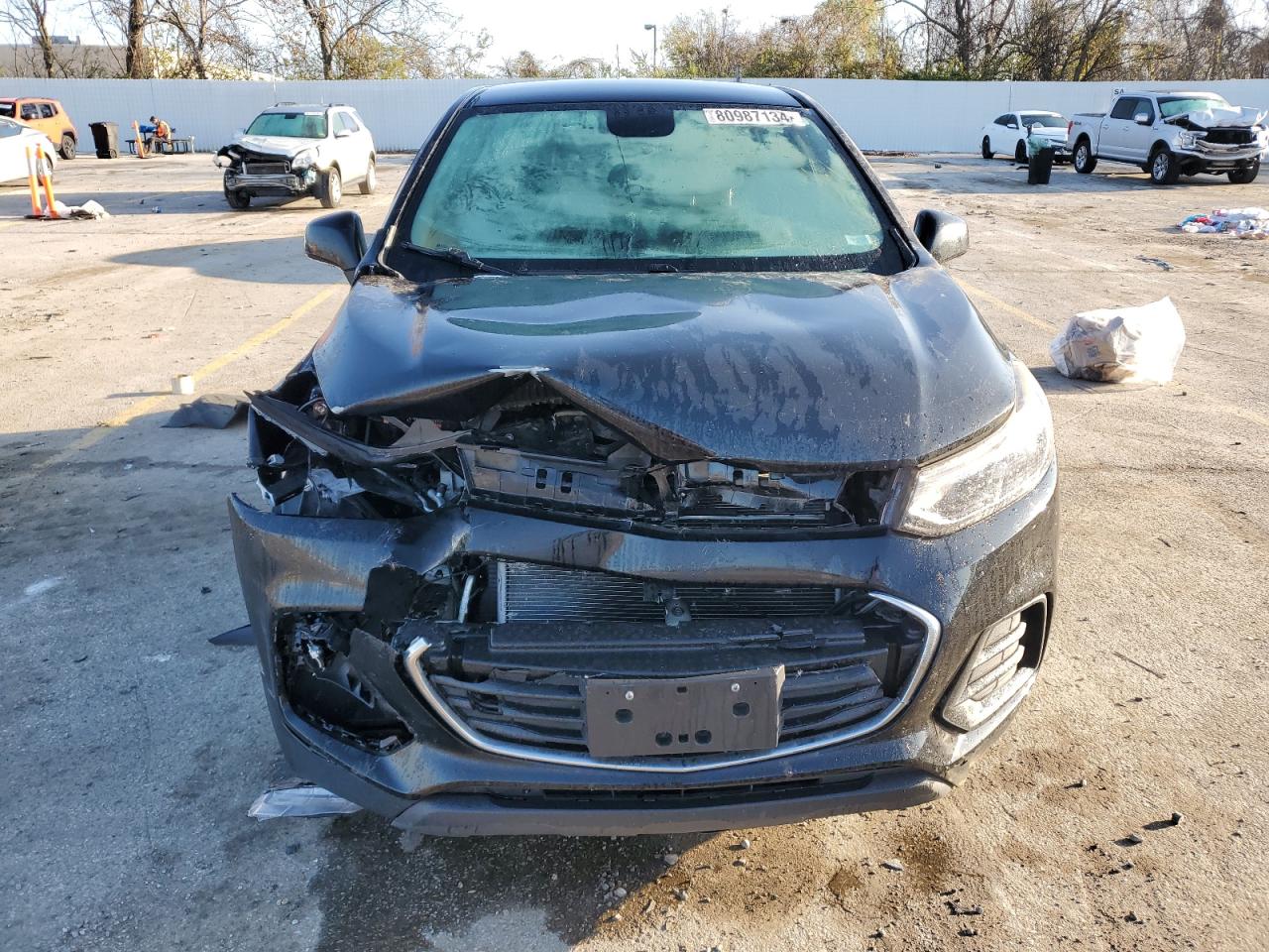 2018 Chevrolet Trax VIN 3GNCJKSB5JL167650 Copart auction photo, front end damage thumbnail 5