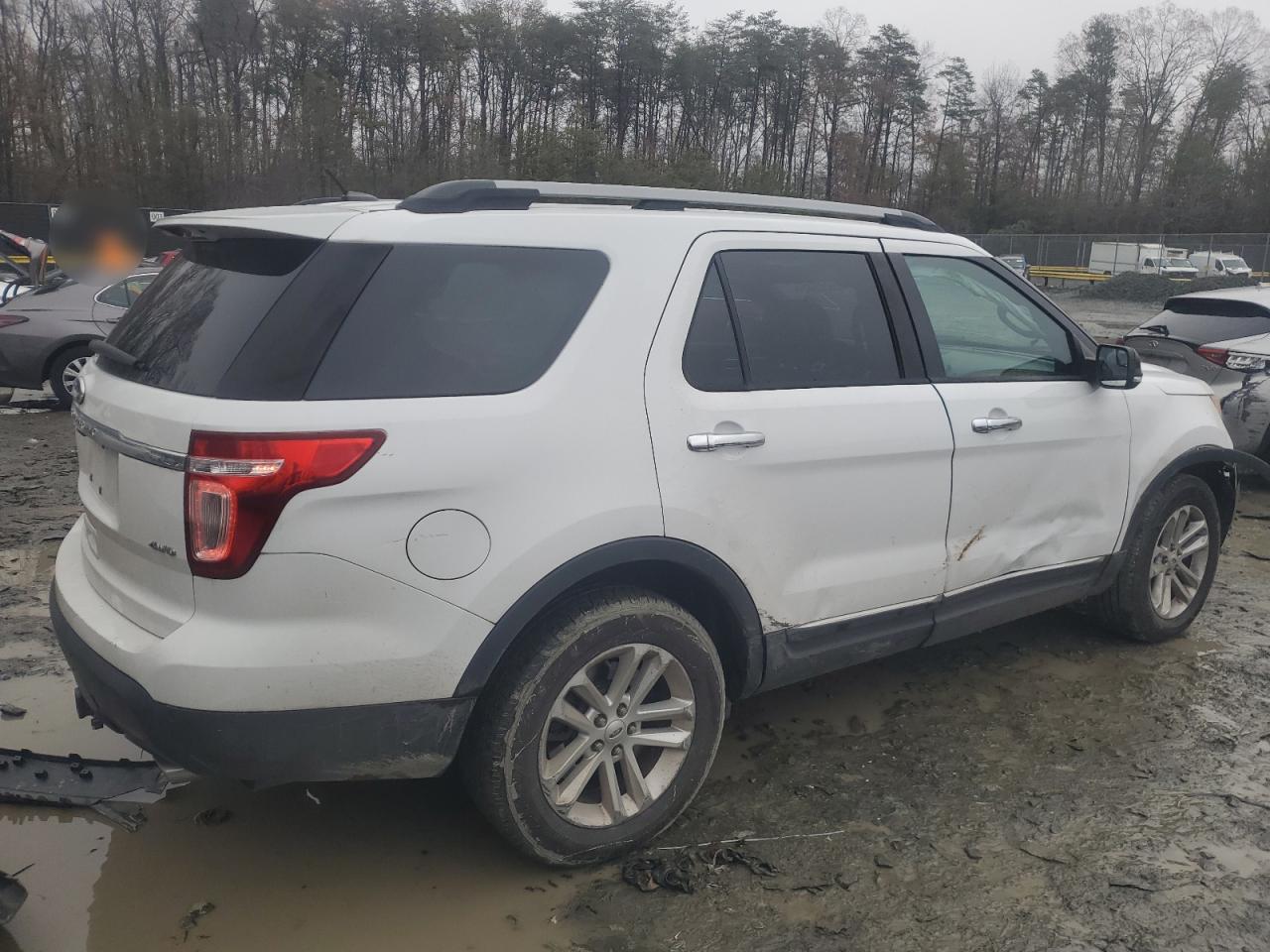 2014 Ford Explorer VIN 1FM5K8D82EGA97498 Copart auction photo, all over damage thumbnail 3