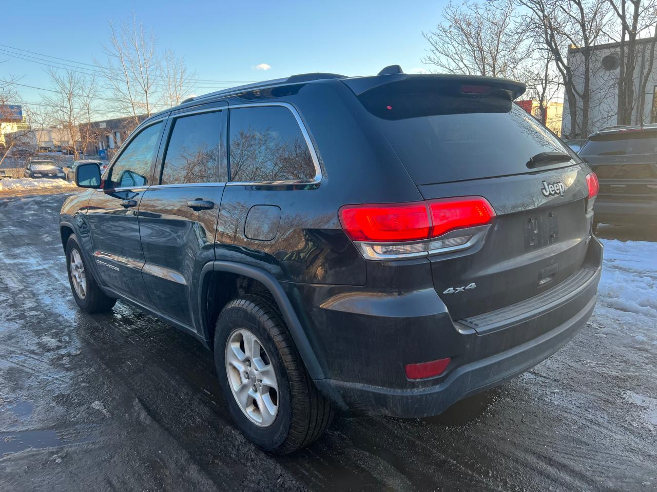 2014 Jeep Grand Cherokee VIN 1C4RJFAG5EC242629 Copart auction photo, minor dent/scratches / normal wear damage thumbnail 3