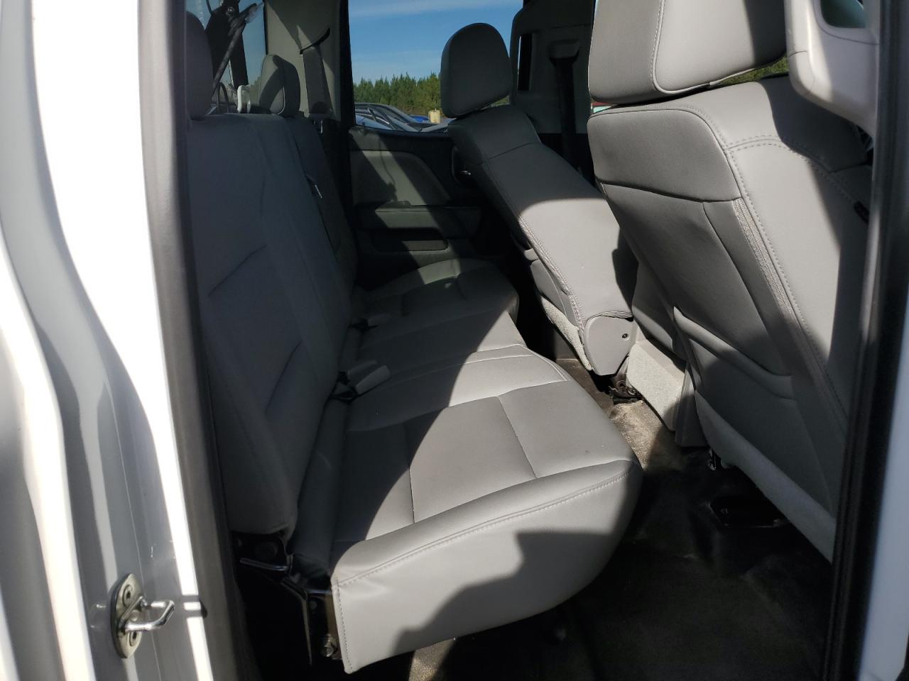 2019 Chevrolet Silverado VIN 2GCVKNEC2K1210137 Copart auction photo, minor dent/scratches damage thumbnail 10
