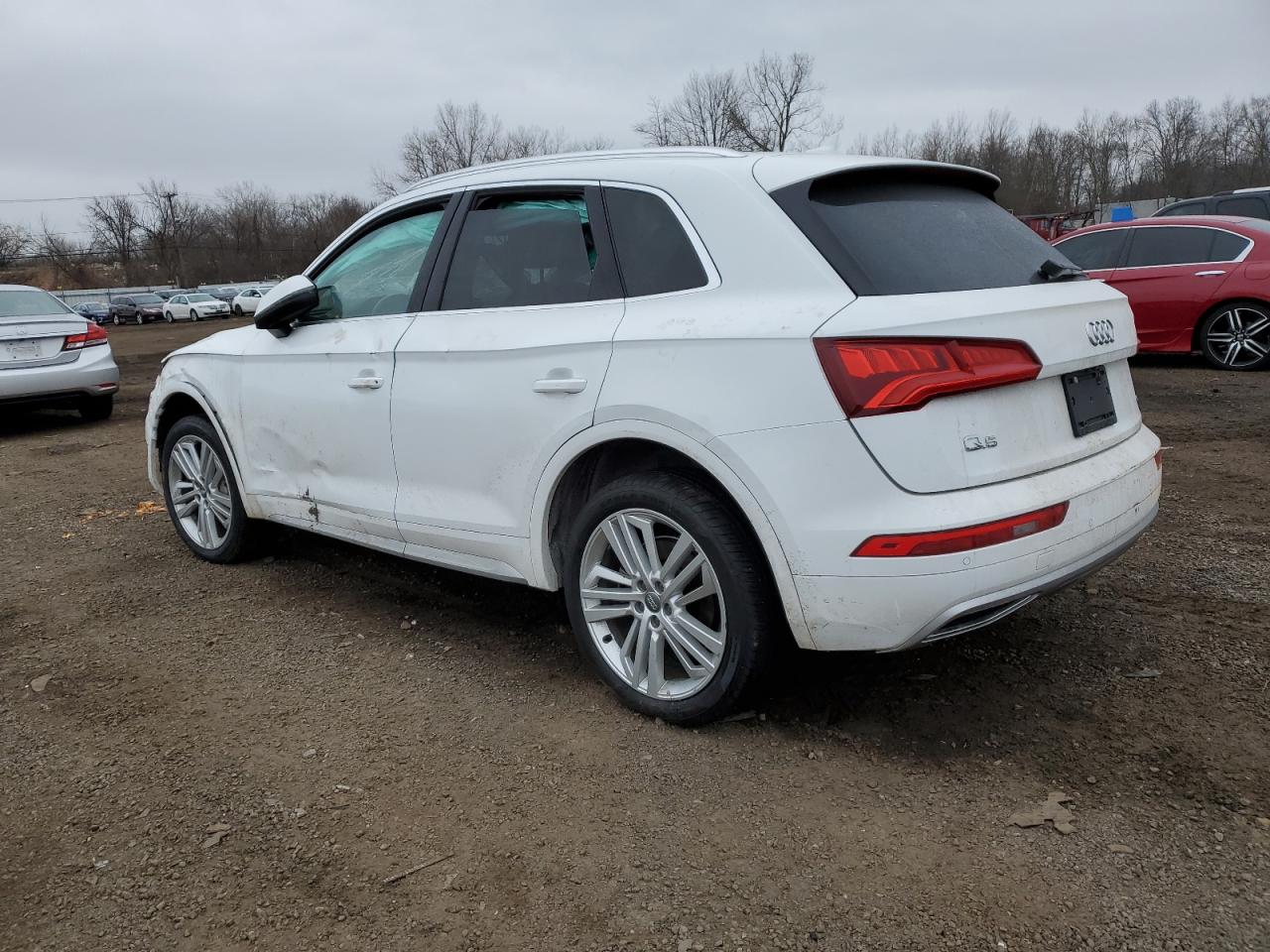2019 Audi Q5 VIN WA1BNAFY7K2048688 Copart auction photo, rollover damage thumbnail 2