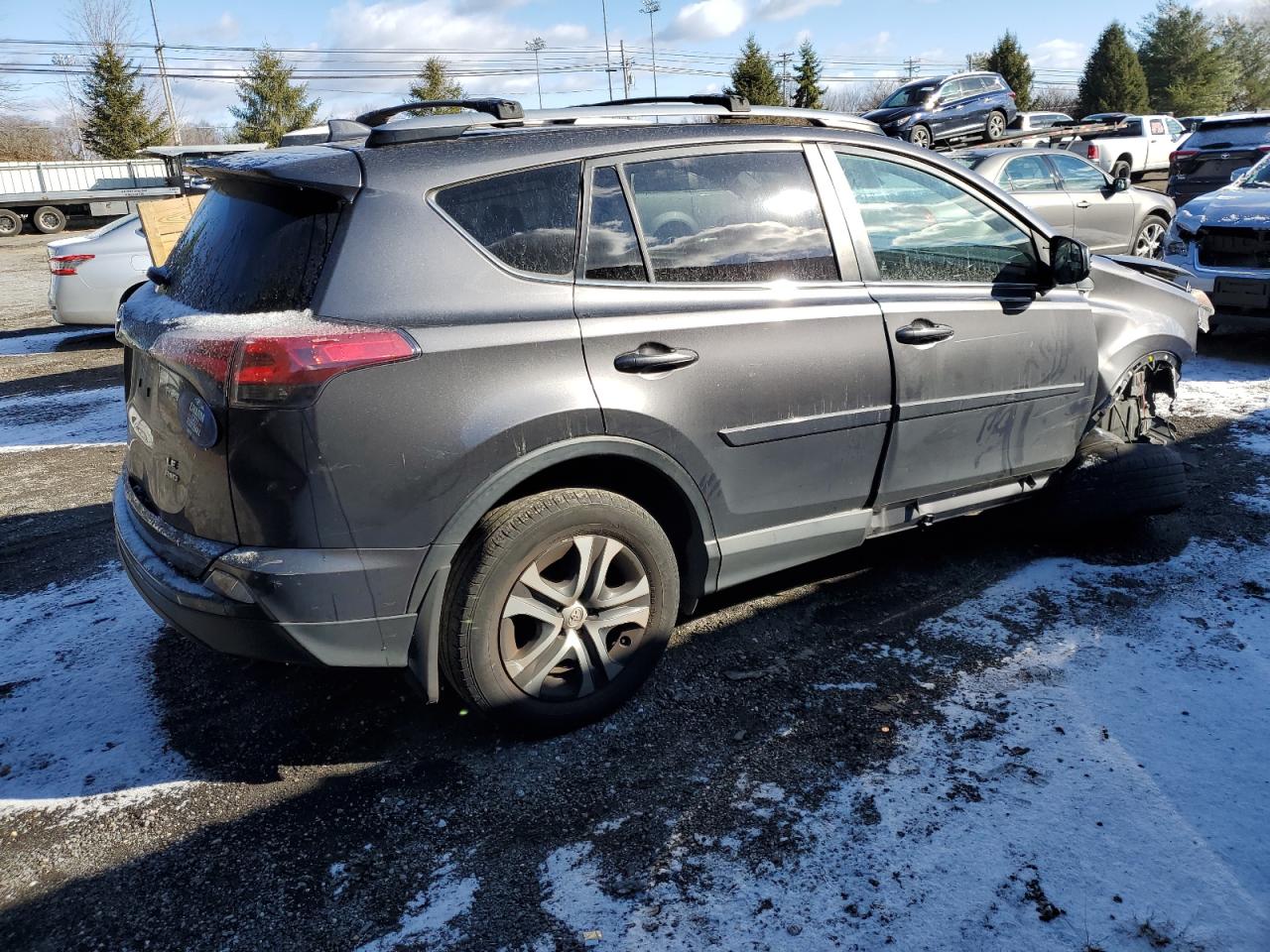 2017 Toyota RAV 4 VIN JTMBFREV5HJ108247 Copart auction photo, front end / undercarriage damage thumbnail 3