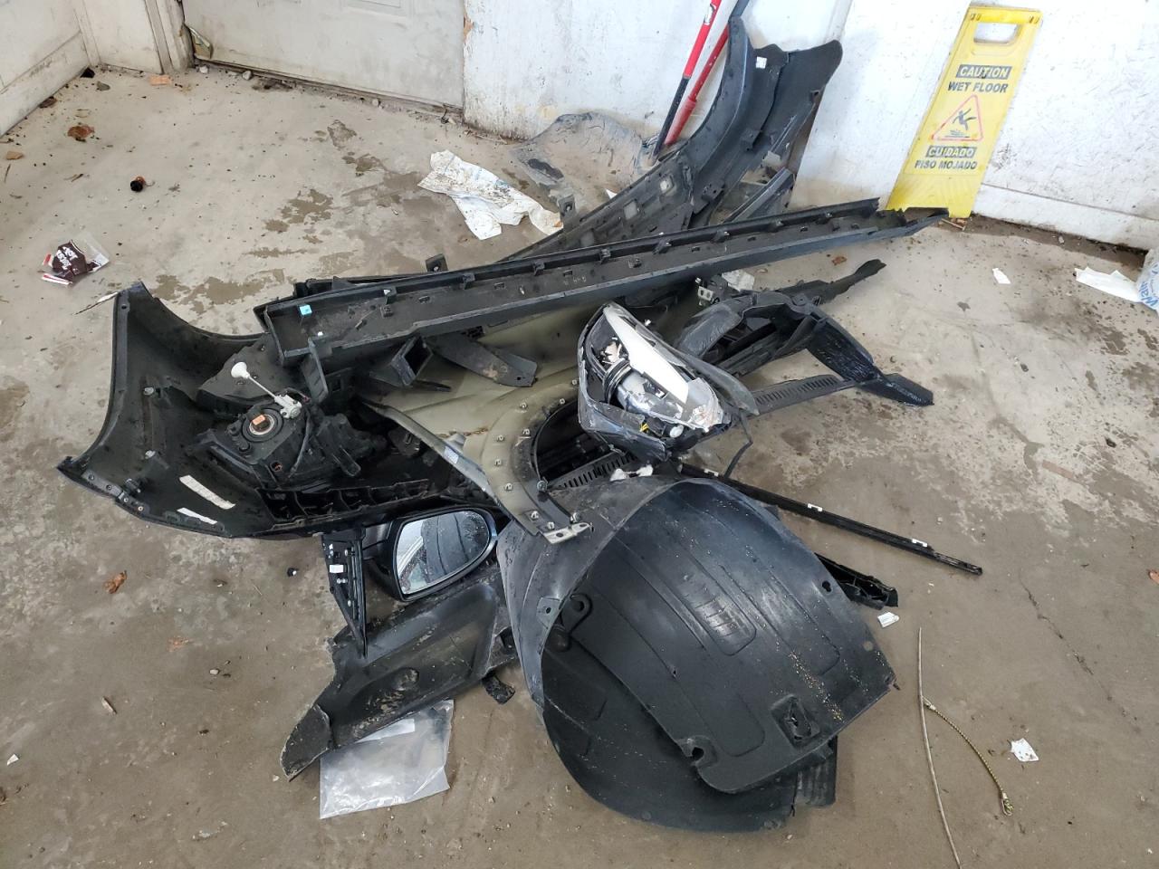 2018 Hyundai Tucson VIN KM8J3CAL8JU764822 Copart auction photo, front end / side damage thumbnail 13