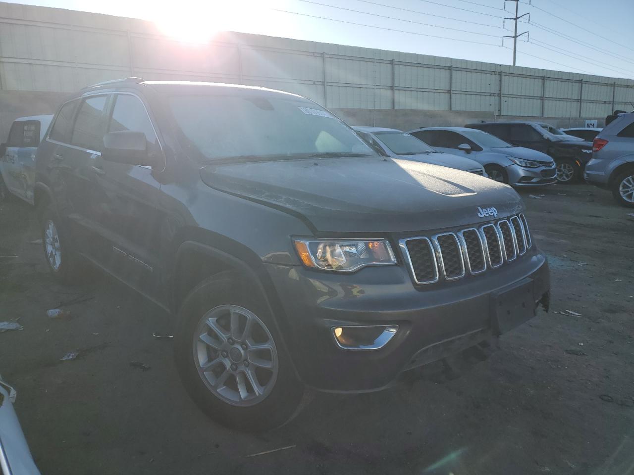 2020 Jeep Grand Cherokee VIN 1C4RJEAGXLC141061 Copart auction photo, front end damage thumbnail 4