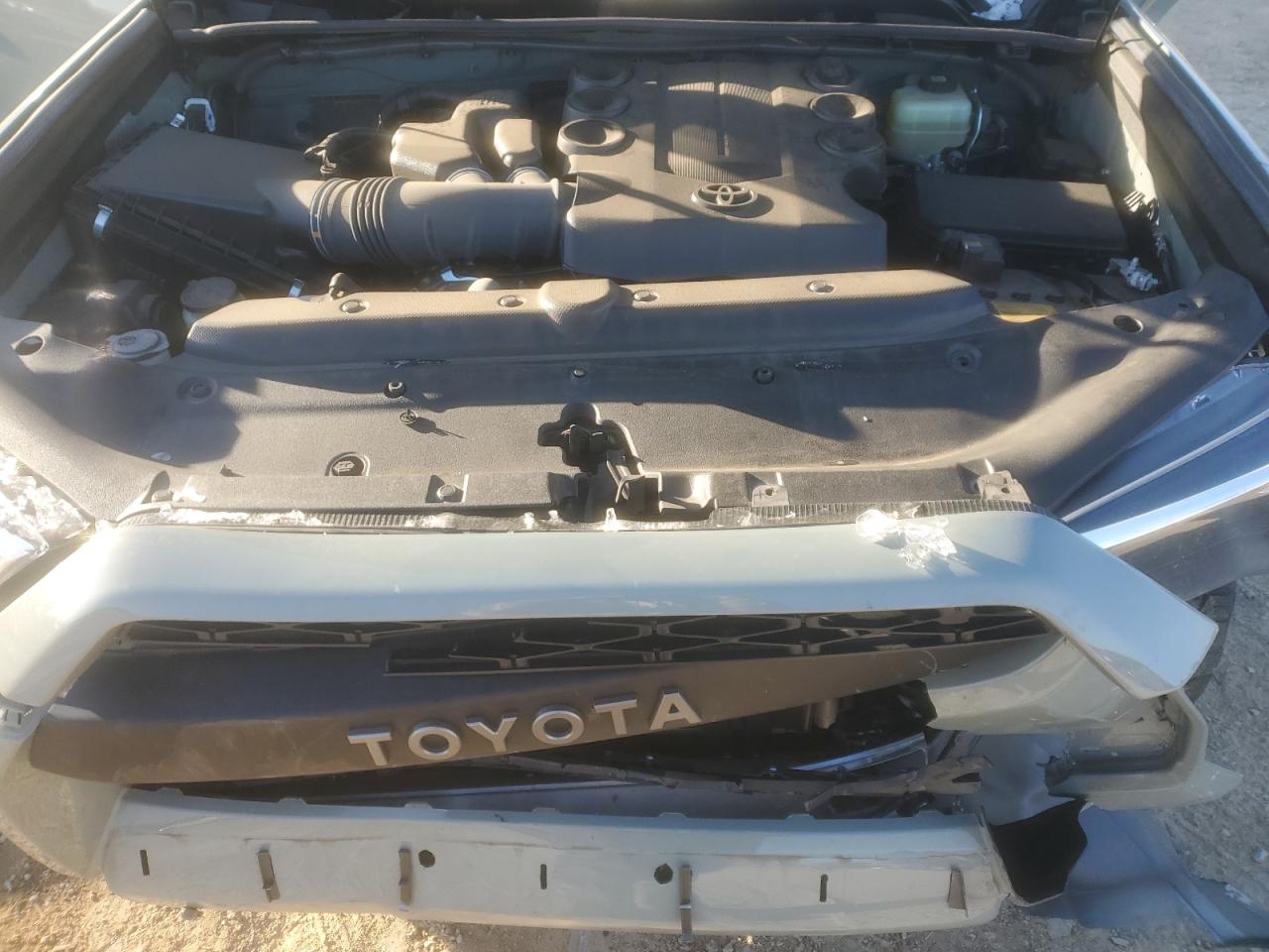 2022 Toyota 4Runner VIN JTERU5JR7N6041229 Copart auction photo, front end damage thumbnail 13