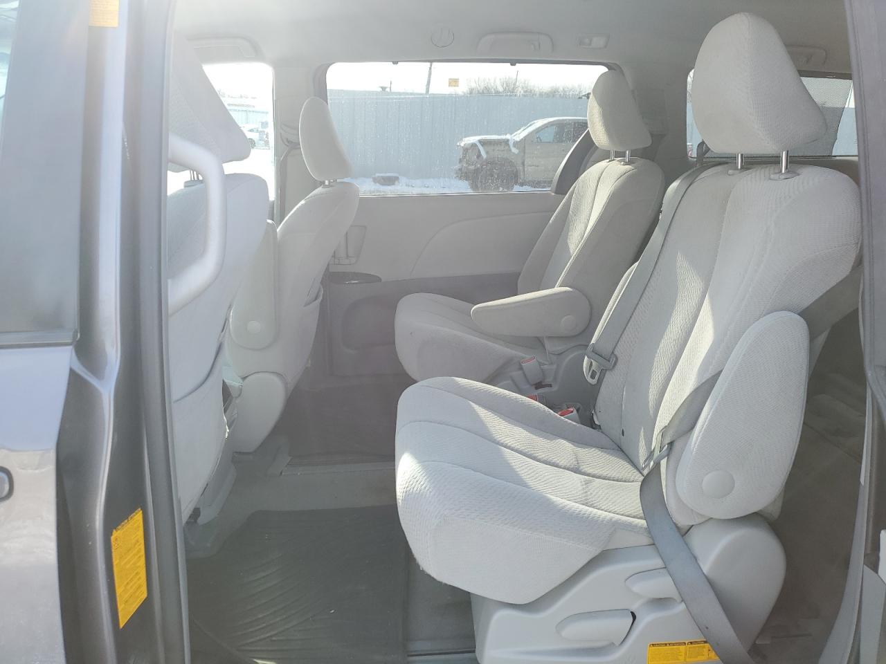 2013 Toyota Sienna VIN 5TDKK3DC0DS375463 Copart auction photo, front end / side damage thumbnail 11