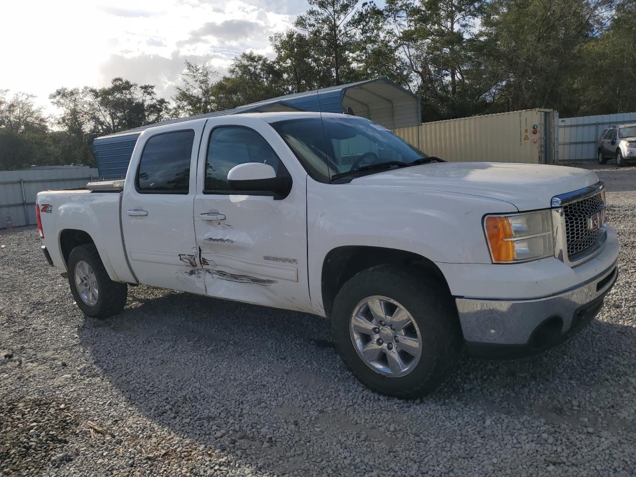 2011 GMC Sierra VIN 3GTP2WE39BG392912 Copart auction photo, side damage thumbnail 4