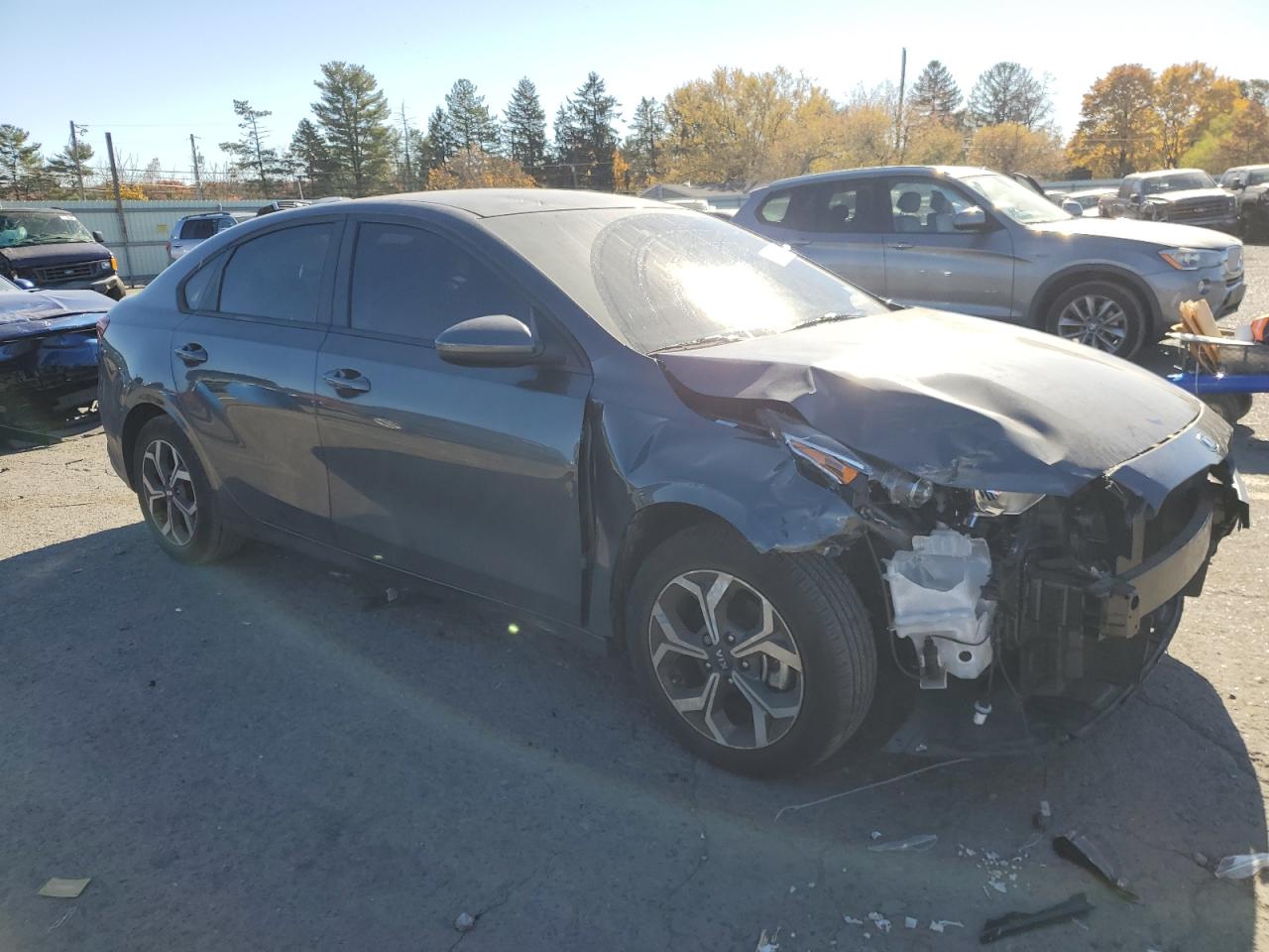 2021 KIA Forte VIN 3KPF24AD5ME347575 Copart auction photo, front end / top/roof damage thumbnail 4