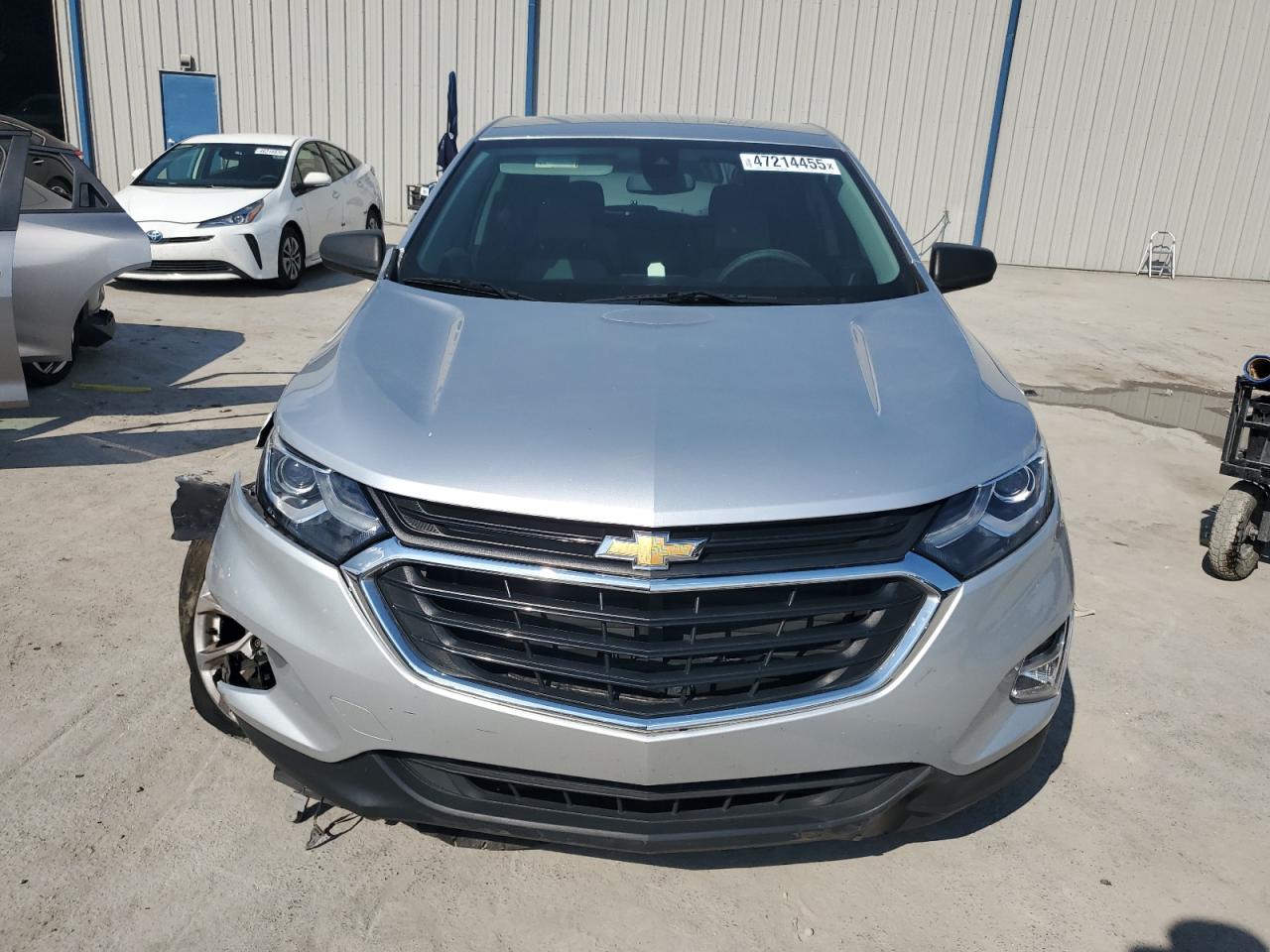 2021 Chevrolet Equinox VIN 3GNAXHEV4MS113488 Copart auction photo, front end damage thumbnail 5
