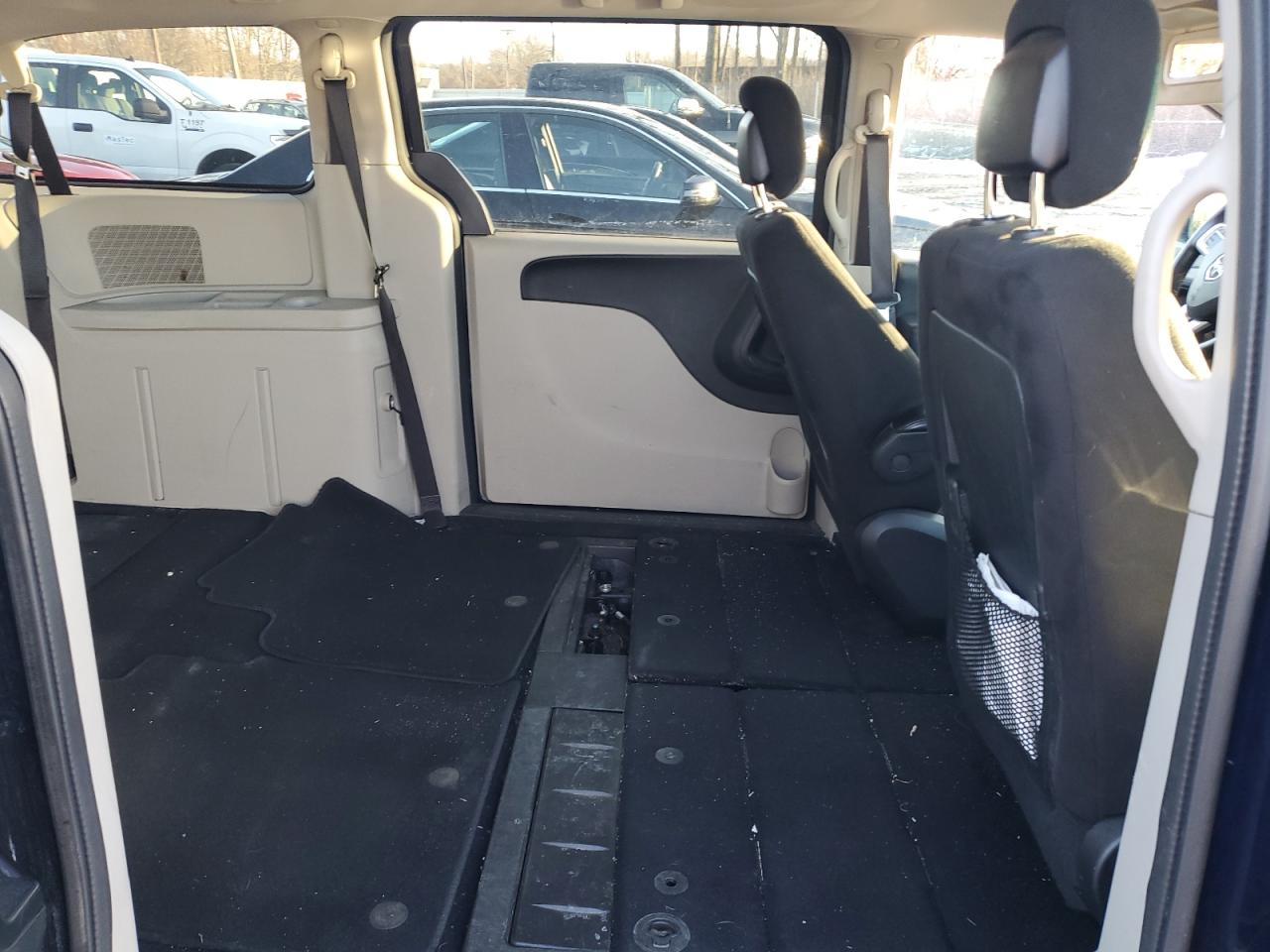 2015 Dodge Caravan VIN 2C4RDGBG1FR558307 Copart auction photo, side / minor dent/scratches damage thumbnail 11