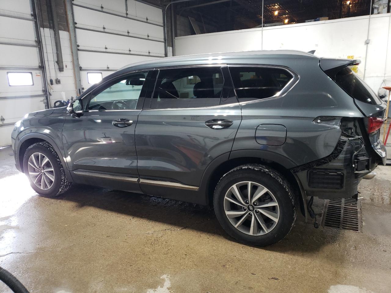 2020 Hyundai Santa Fe VIN 5NMS5CAD3LH212859 Copart auction photo, rear end damage thumbnail 2