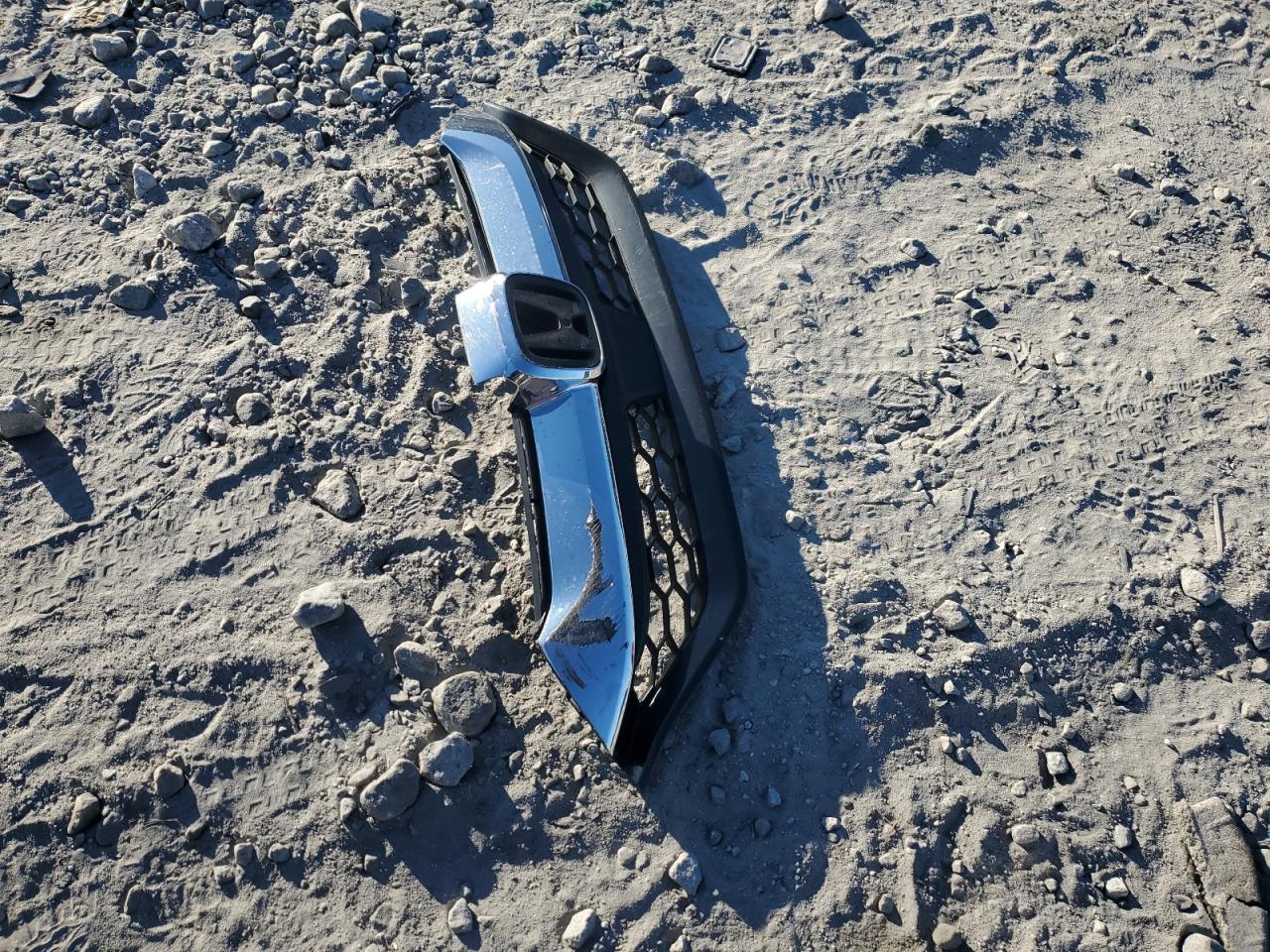 2019 Honda CR-V VIN 2HKRW1H54KH512023 Copart auction photo, all over damage thumbnail 15