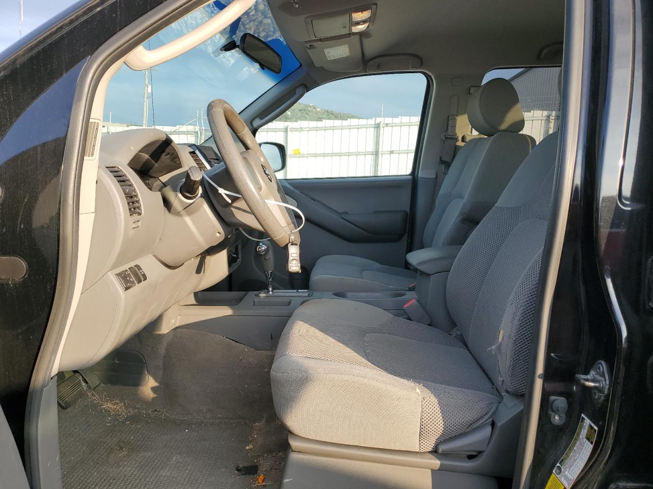 2009 Nissan Navara (Frontier) VIN 1N6AD09W39C420747 Copart auction photo, side / rear end damage thumbnail 7