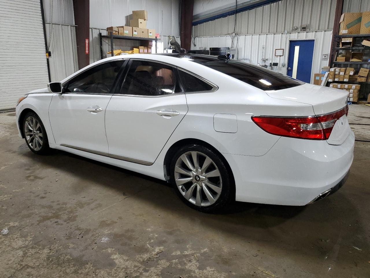 2015 Hyundai Azera VIN KMHFH4JG1FA448378 Copart auction photo, front end damage thumbnail 2
