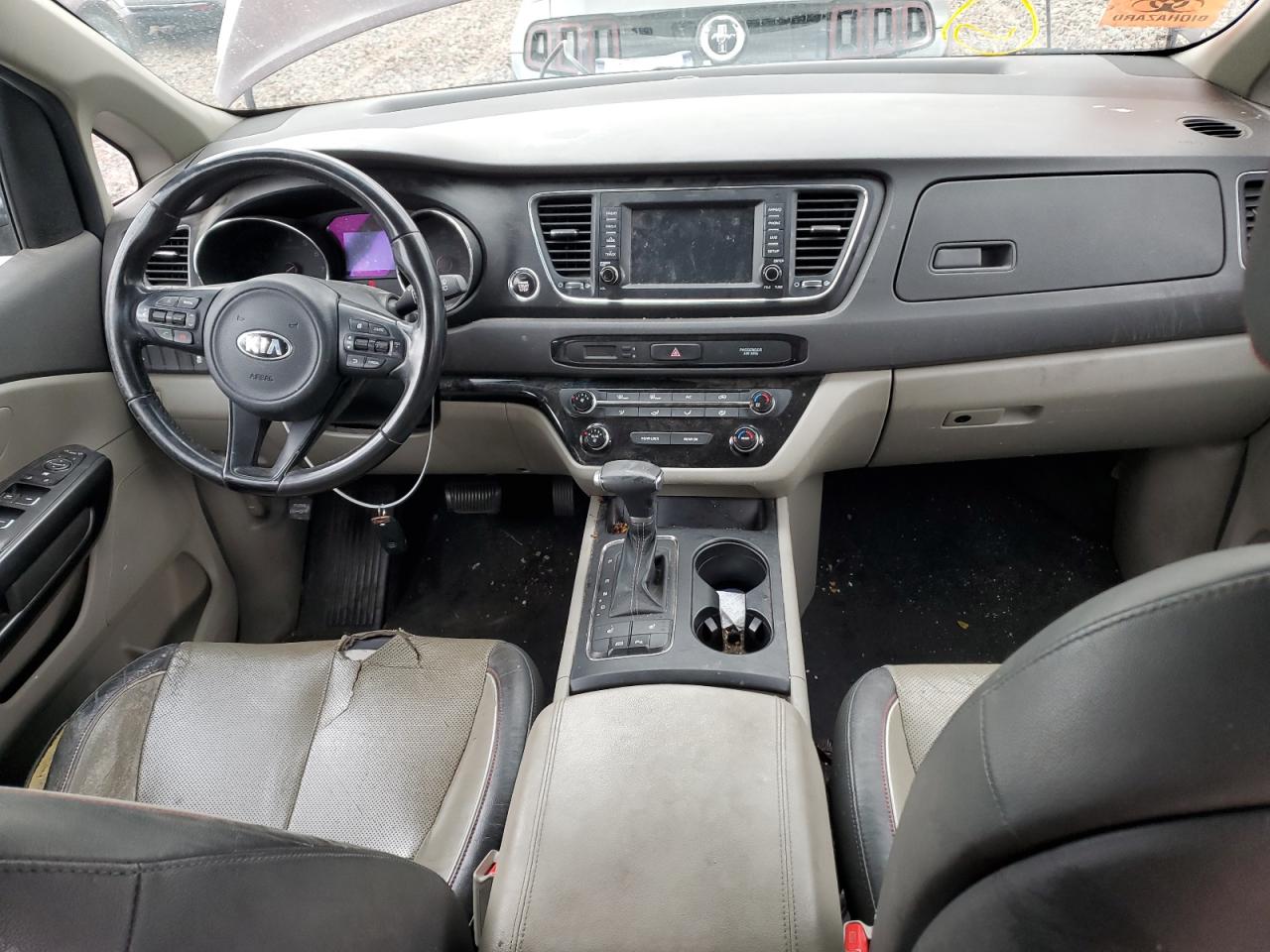 2017 KIA Sedona VIN KNDMB5C14H6318273 Copart auction photo, rear end / front end damage thumbnail 8