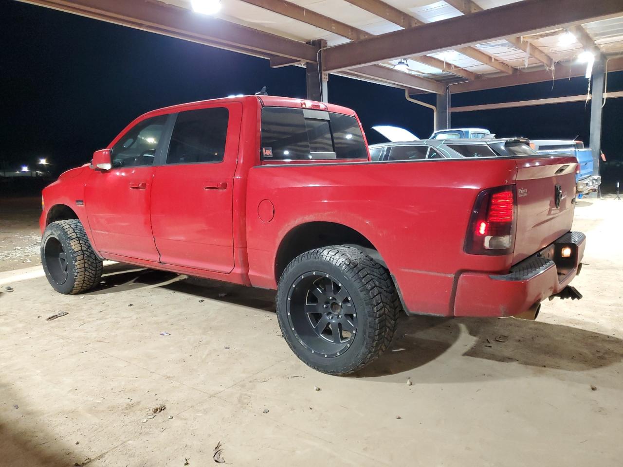 2016 RAM 1500 VIN 1C6RR7MT9GS215229 Copart auction photo, side damage thumbnail 2