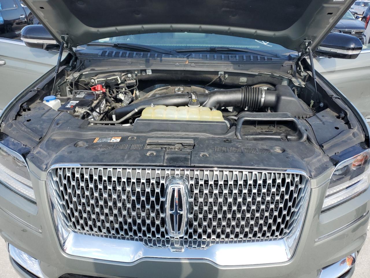 2019 Lincoln Navigator VIN 5LMJJ2HT0KEL17111 Copart auction photo, side damage thumbnail 12