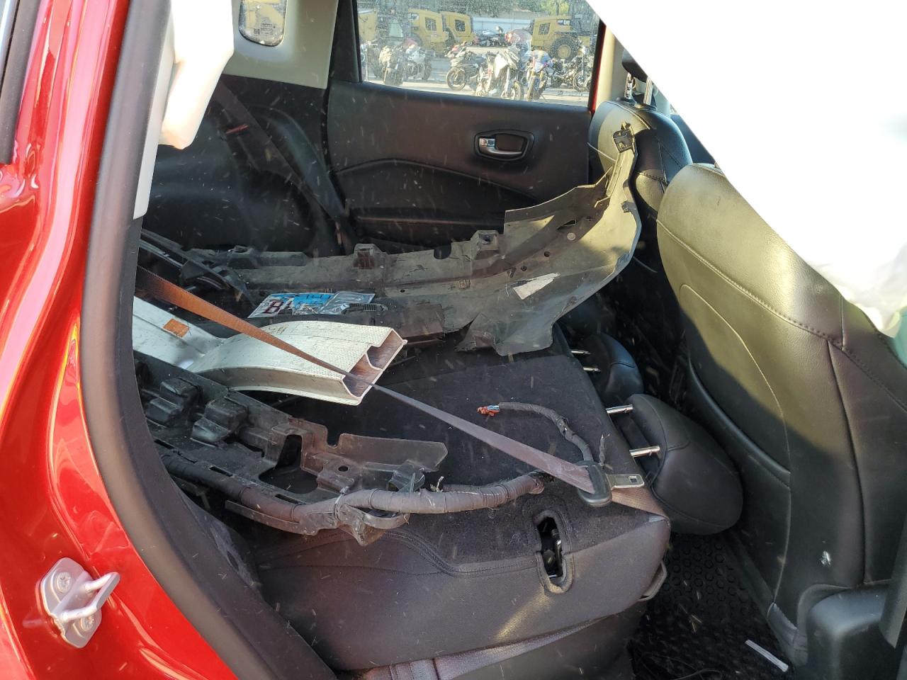 2019 Jeep Compass VIN 3C4NJDBBXKT724518 Copart auction photo, front end / side damage thumbnail 11