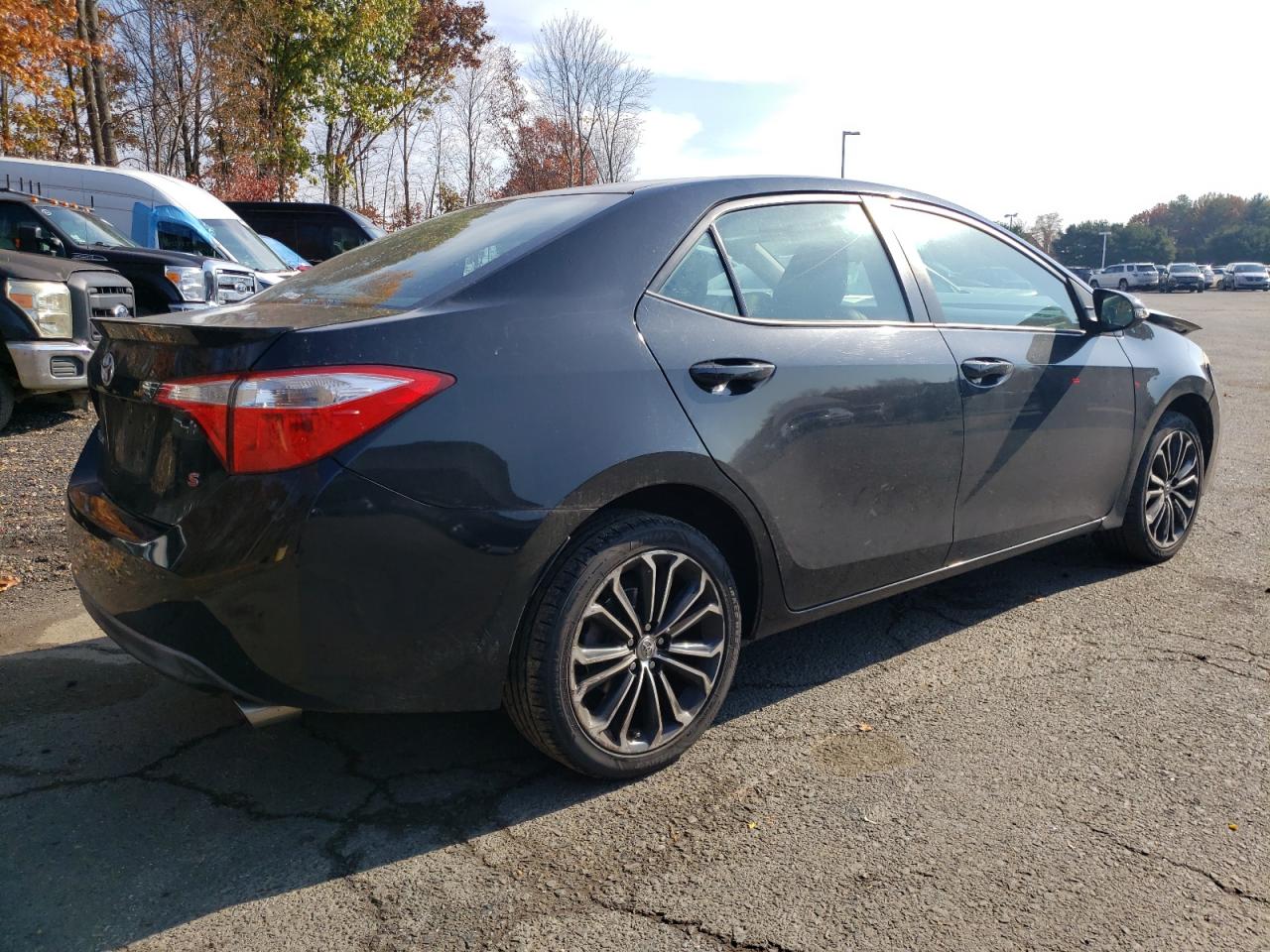 2015 Toyota Corolla VIN 2T1BURHE9FC241801 Copart auction photo, front end / minor dent/scratches damage thumbnail 3
