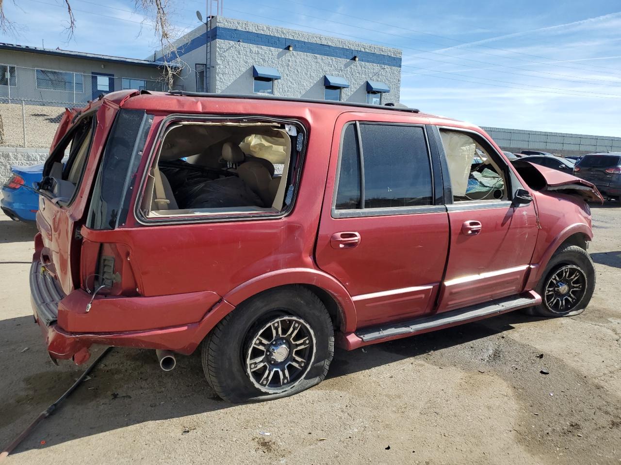 2004 Ford Expedition VIN 1FMFU18L34LB57542 Copart auction photo, rollover damage thumbnail 3