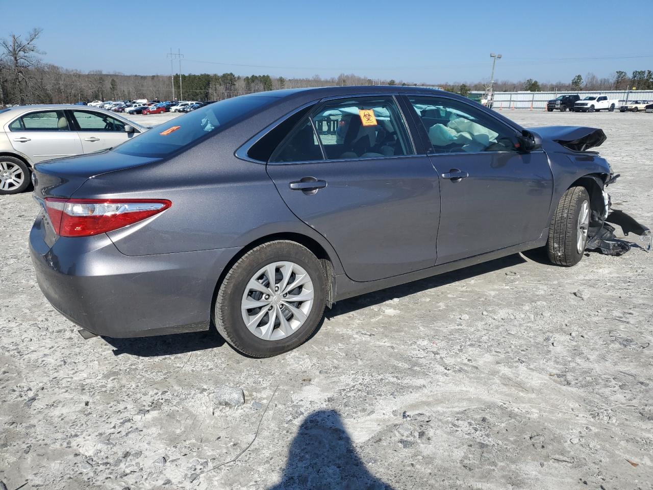 2017 Toyota Camry VIN 4T1BF1FK3HU700696 Copart auction photo, front end damage thumbnail 3