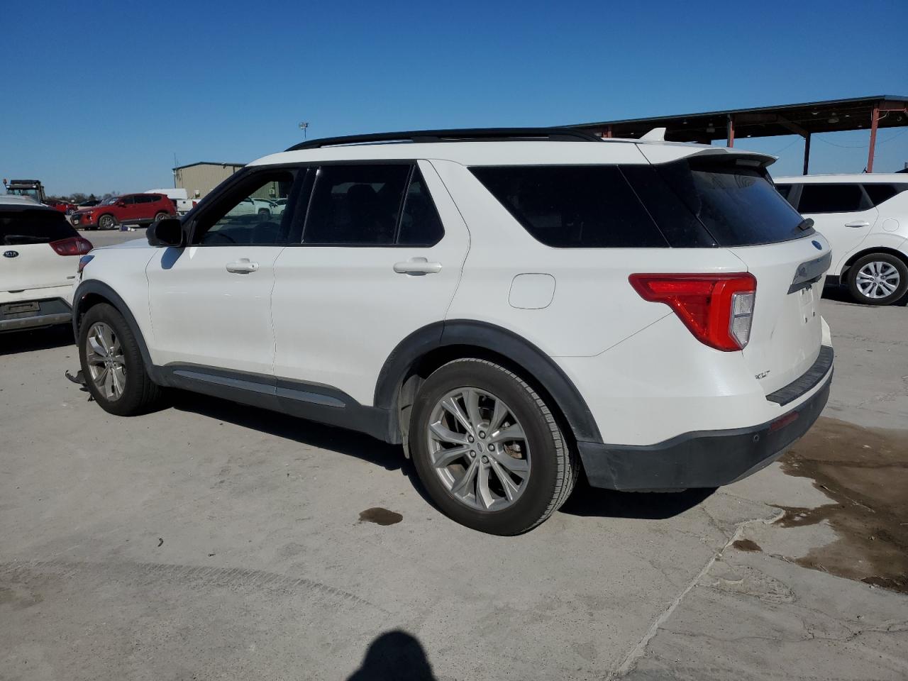 2020 Ford Explorer VIN 1FMSK7DH6LGB35261 Copart auction photo, front end damage thumbnail 2
