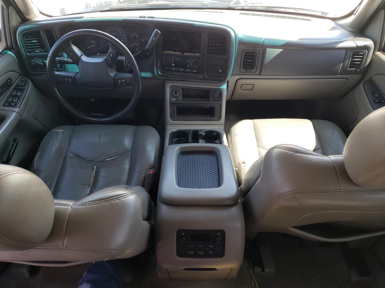 2005 GMC Yukon VIN 1GKEC13T95R103031 Copart auction photo, front end / side damage thumbnail 8