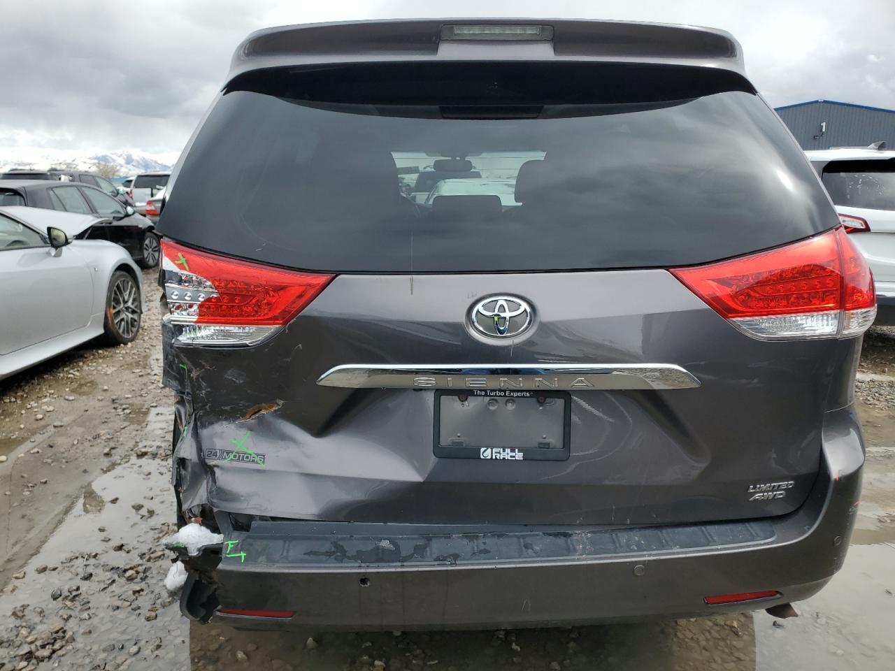 2013 Toyota Sienna VIN 5TDDK3DC6DS056092 Copart auction photo, side / rear end damage thumbnail 6