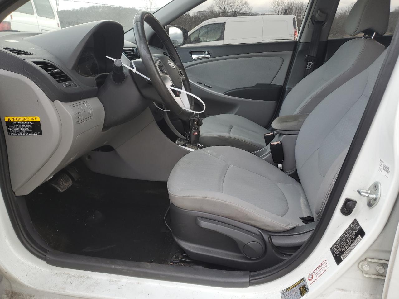 2013 Hyundai Accent VIN KMHCU5AE5DU061198 Copart auction photo, all over damage thumbnail 7