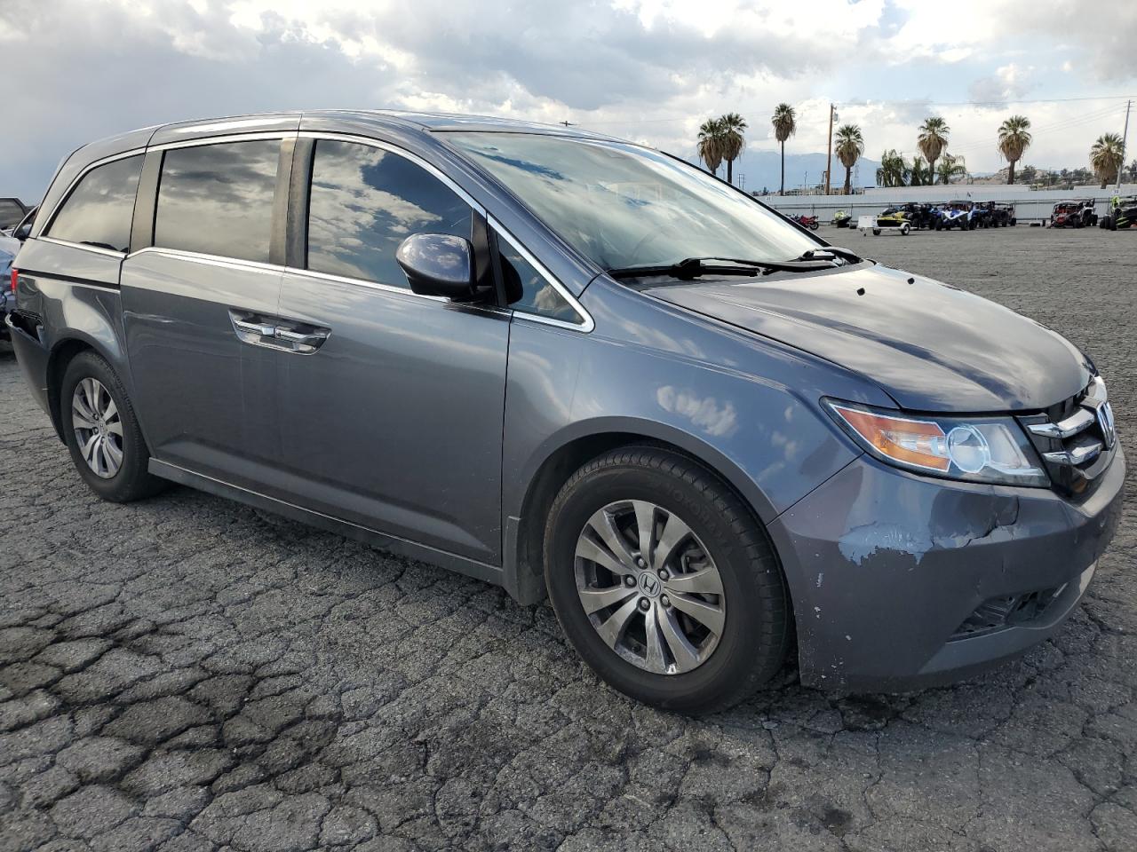 2016 Honda Odyssey VIN 5FNRL5H63GB111268 Copart auction photo, rear end / front end damage thumbnail 4