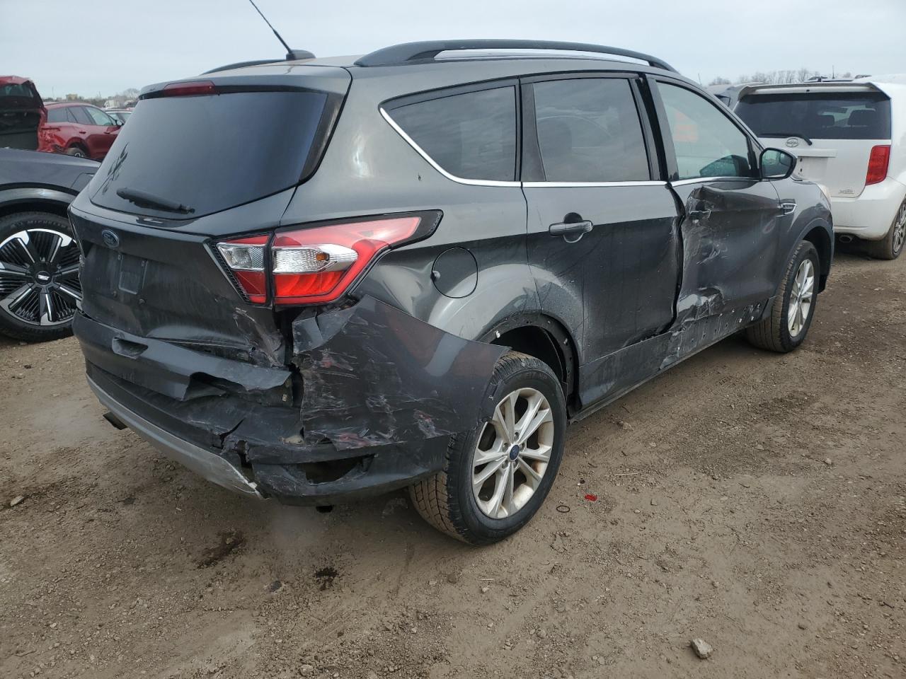 2018 Ford Escape VIN 1FMCU9GD8JUB10637 Copart auction photo, rear end / front end damage thumbnail 3