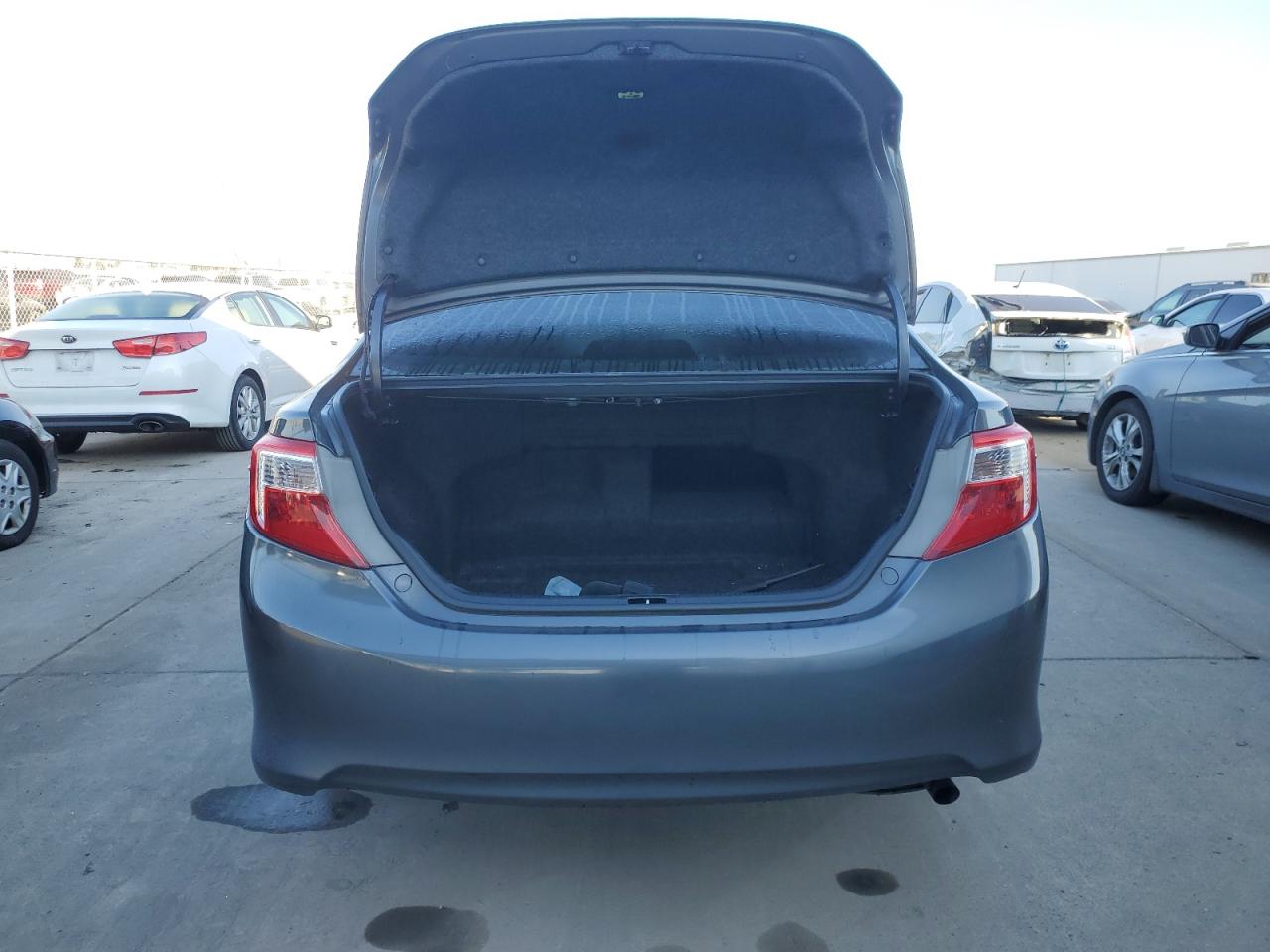 2012 Toyota Camry VIN 4T1BD1FK2CU027902 Copart auction photo, side / front end damage thumbnail 6