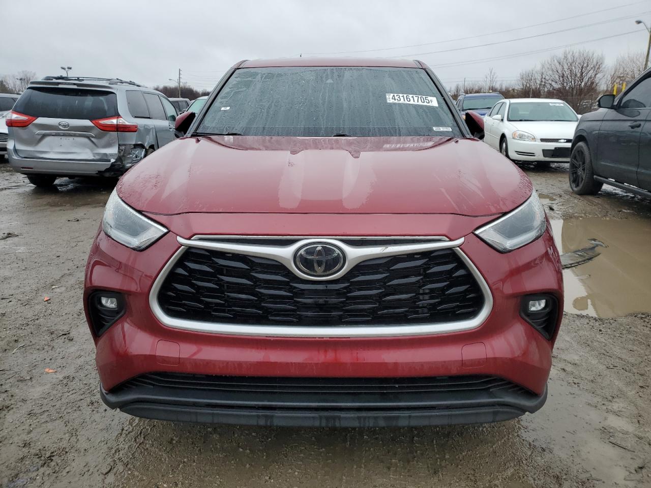 2021 Toyota Highlander VIN 5TDBZRBH2MS538076 Copart auction photo, side / minor dent/scratches damage thumbnail 5
