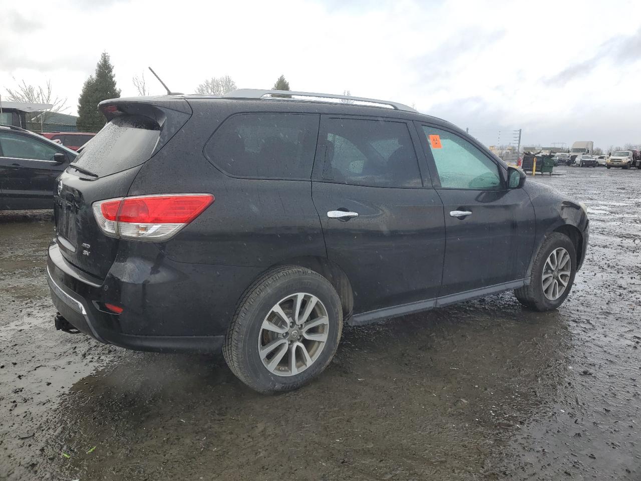 2013 Nissan Pathfinder VIN 5N1AR2MM7DC647918 Copart auction photo, water/flood damage thumbnail 3